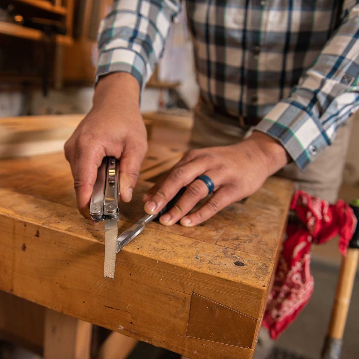 Leatherman Curl Multitool with sheath