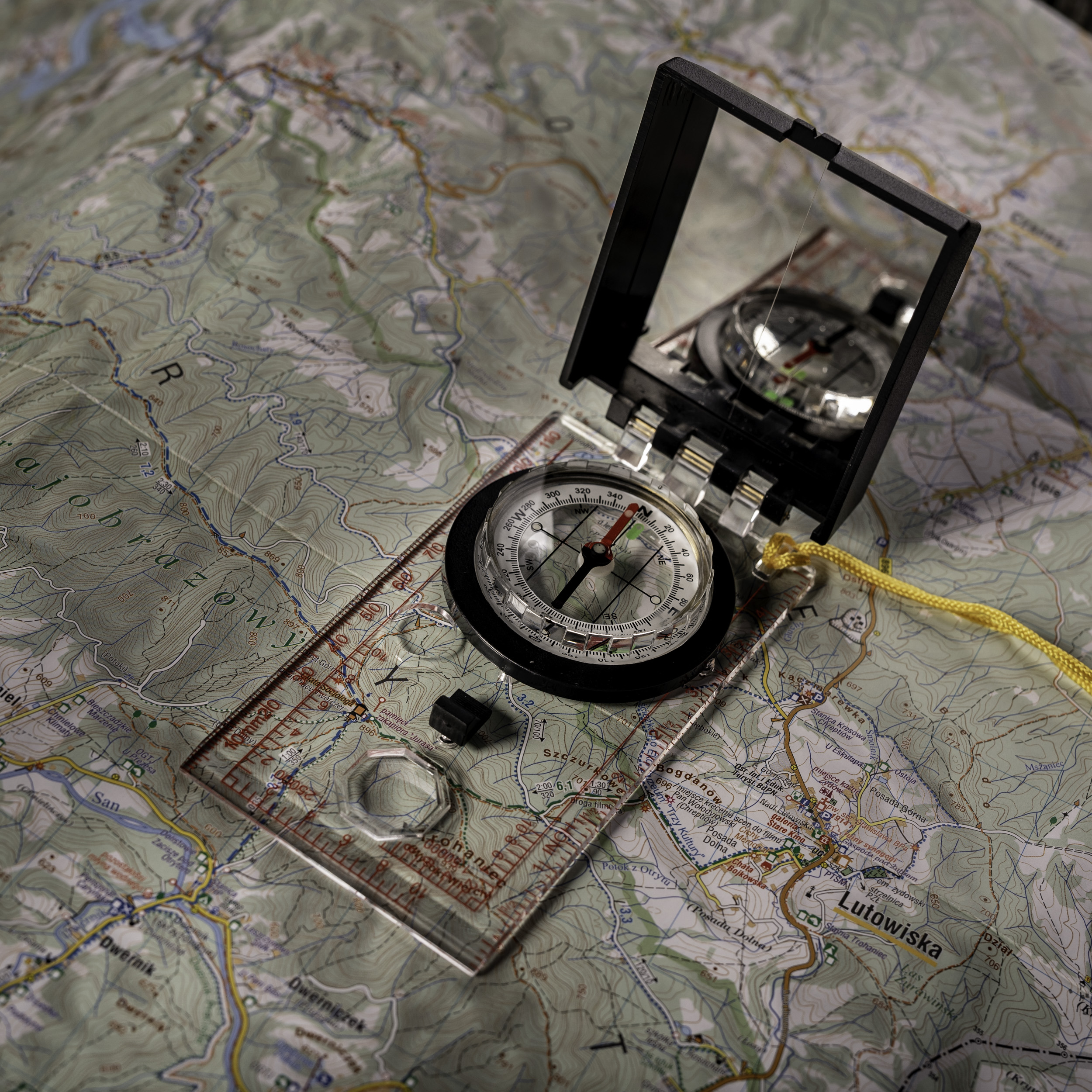 Mil-Tec map compass with mirror