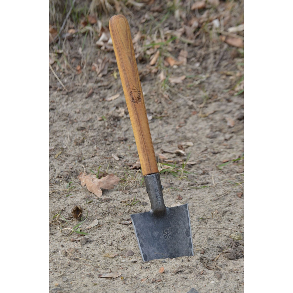 Dębowa Kuźnia PanzerSpade Forged shovel