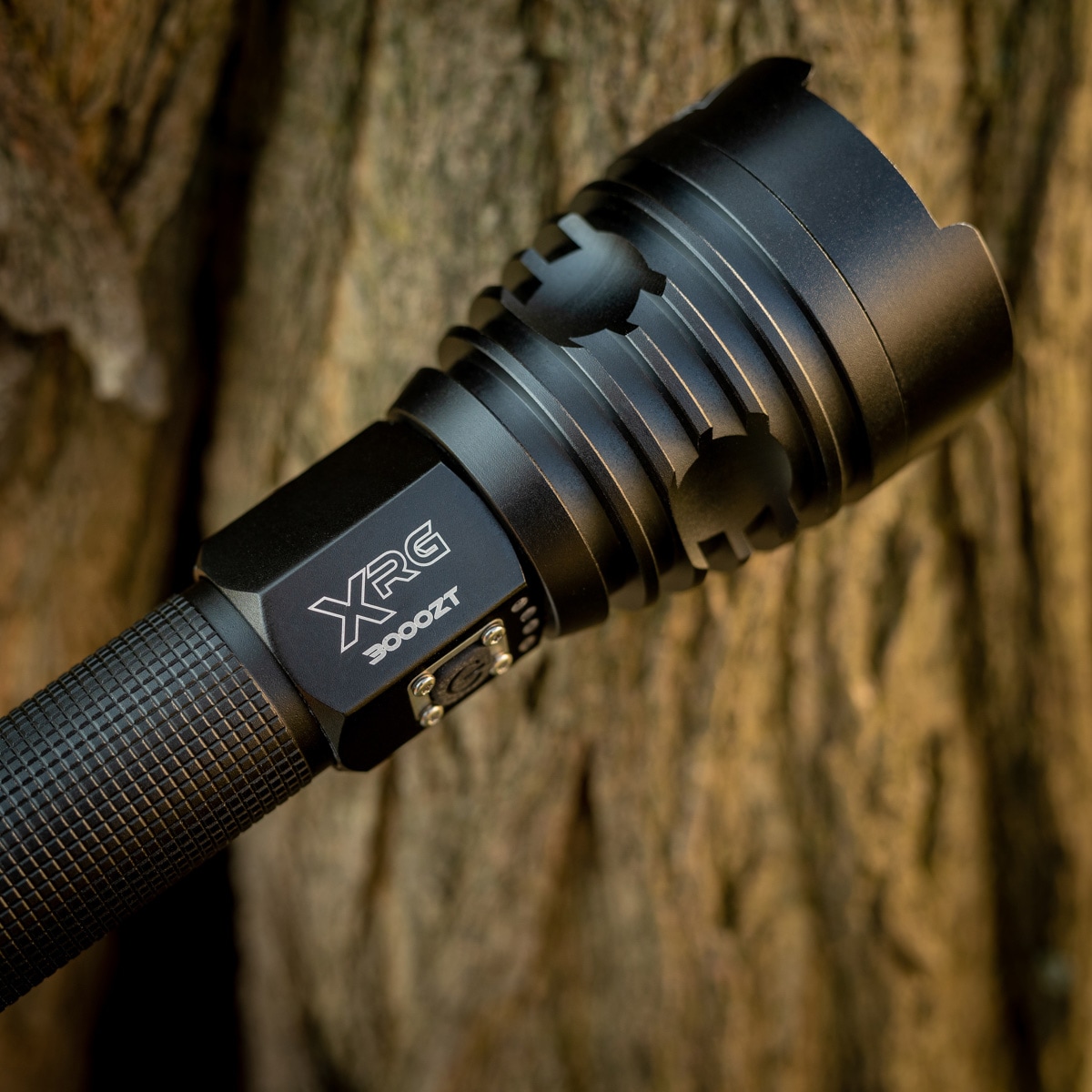 XRG 3000 Zoom Thrower Rechargeable Flashlight - 3000 lumens