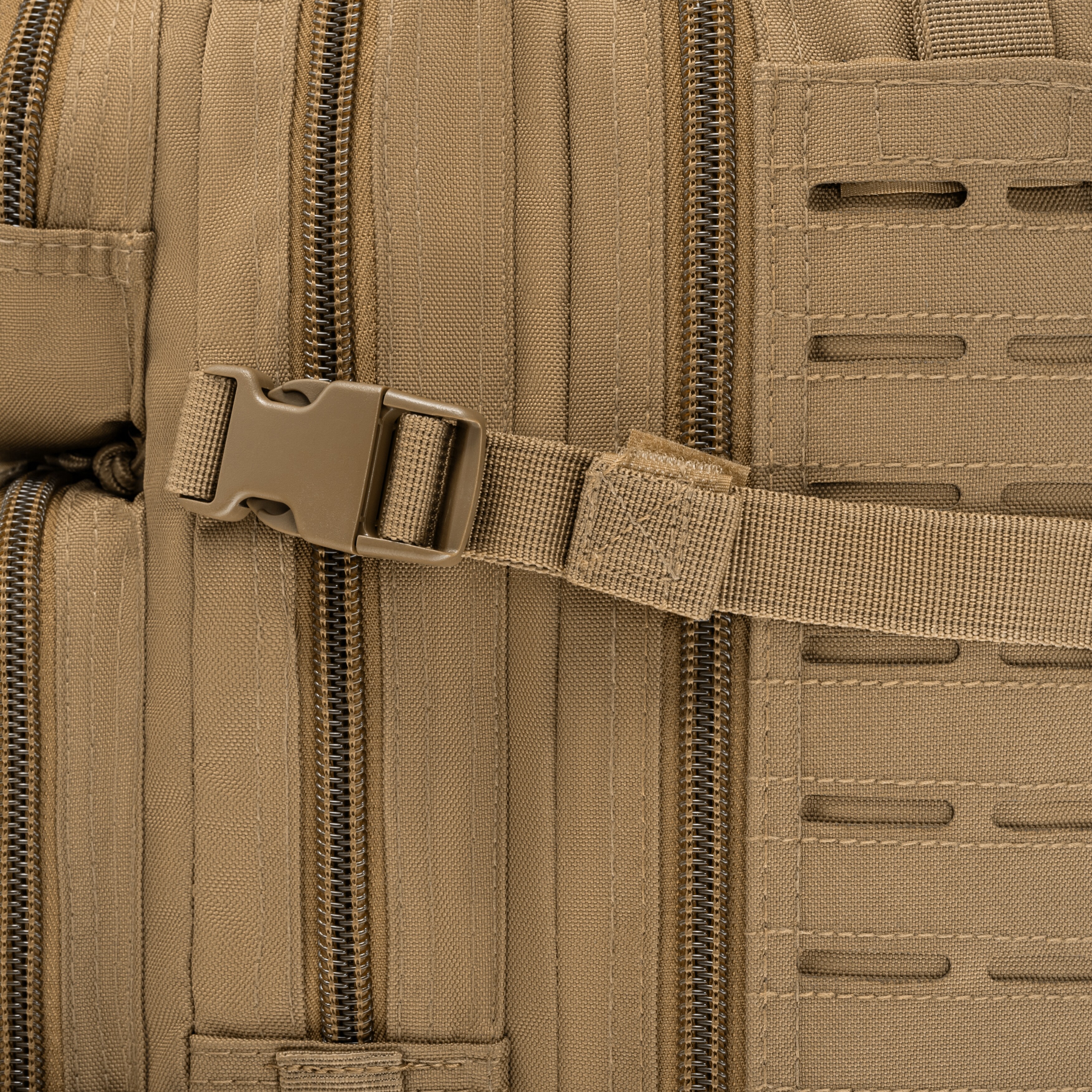 Mil-Tec Assault Pack Laser Cut Small 20 l Backpack - Coyote Tan