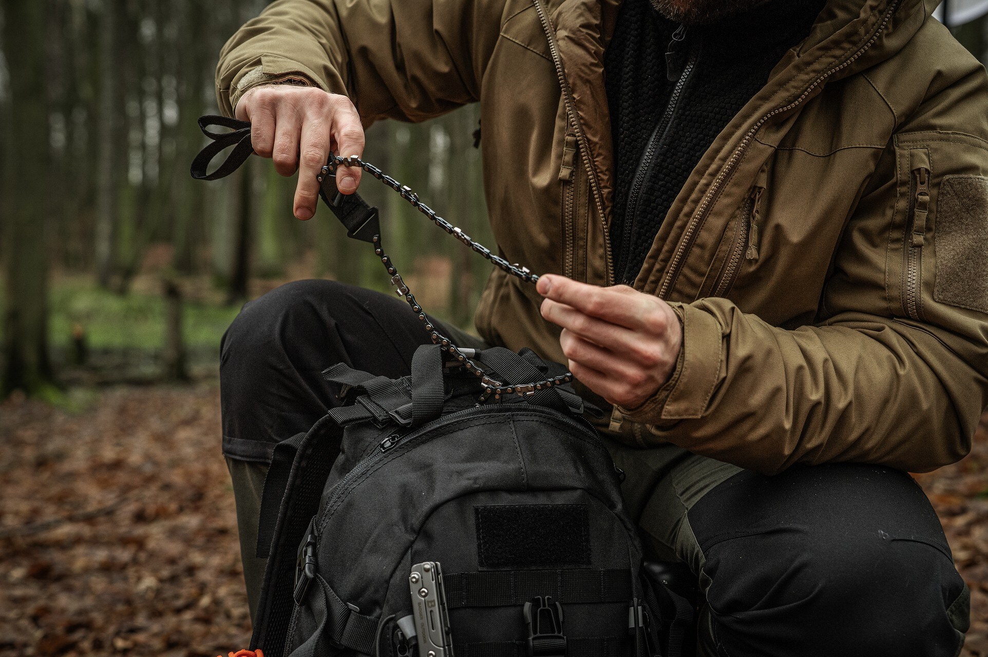 Badger Outdoor Army Chainsaw With Handles