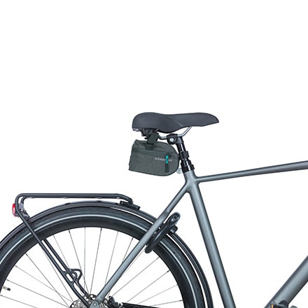 Basil Discovery 365D M 1l saddle bag - Black