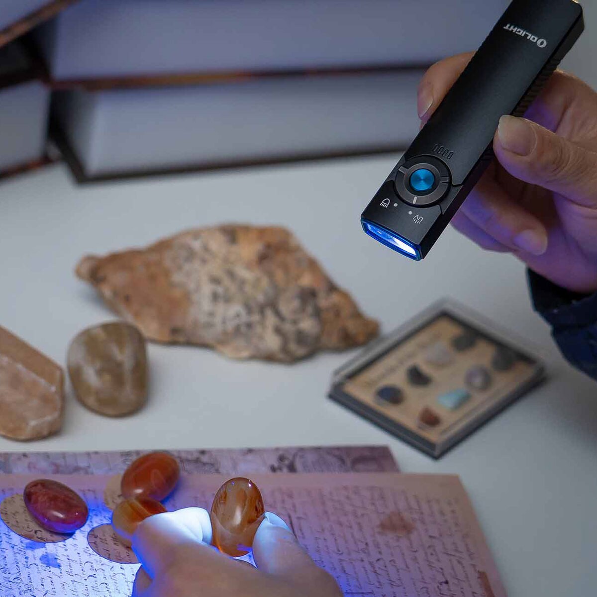 Olight Arkfeld UV Torch Black - 1000 lumens