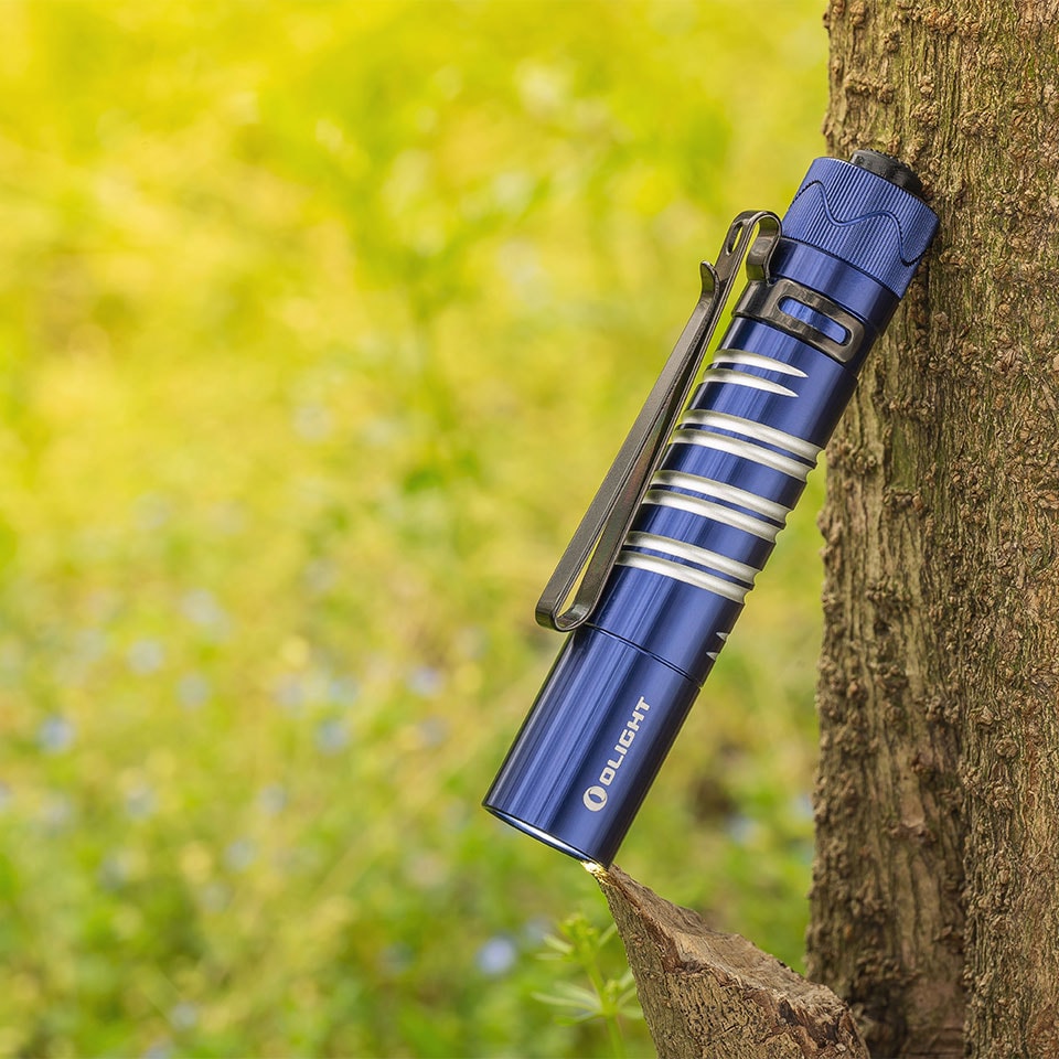 Olight I5R EOS Flashlight Regal Blue - 350 lumens