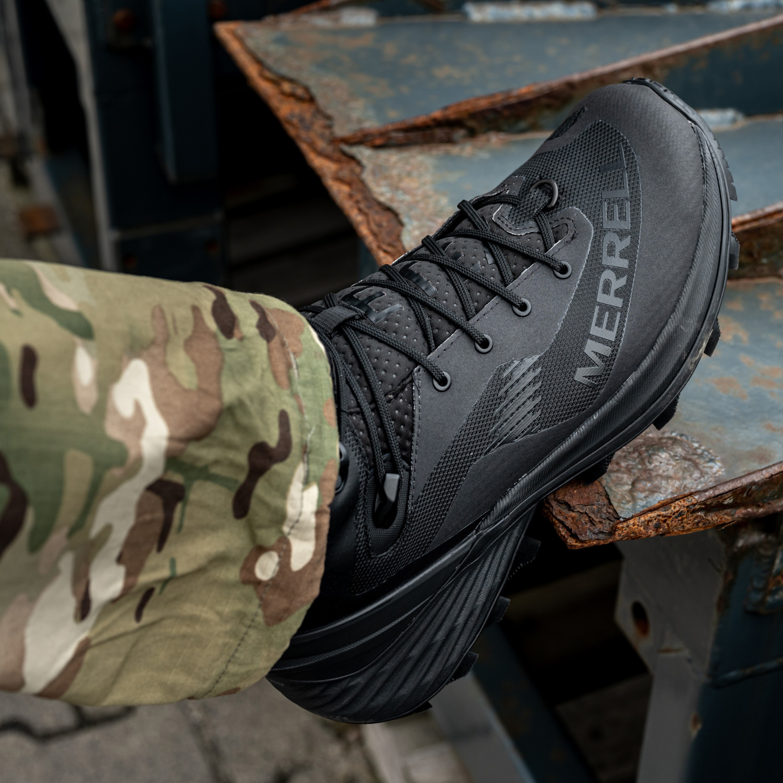 Merrell Rogue GTX 8'' Tactical Shoes - Black