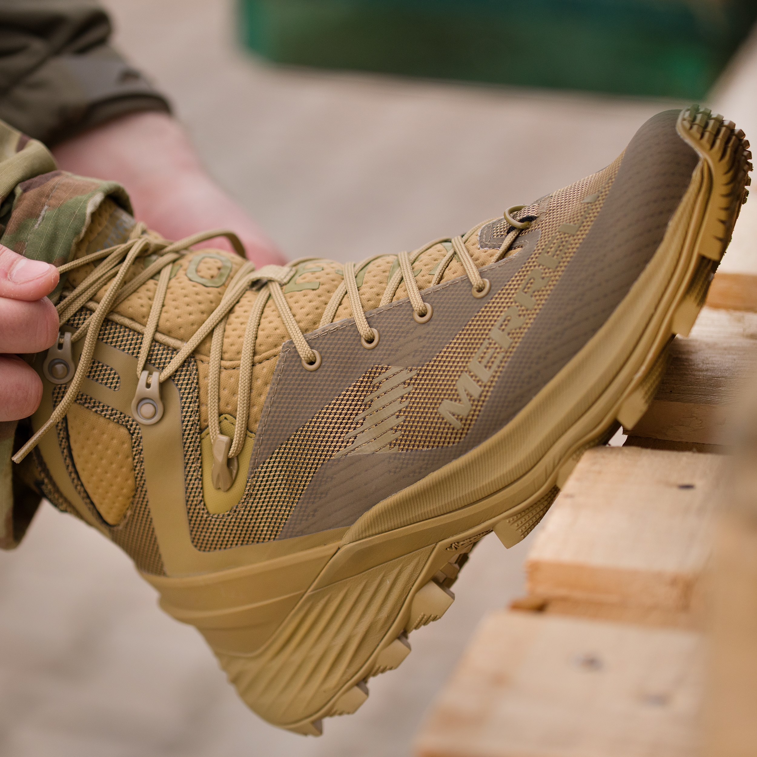 Merrell Rogue GTX 8'' Tactical Shoes - Dark Coyote