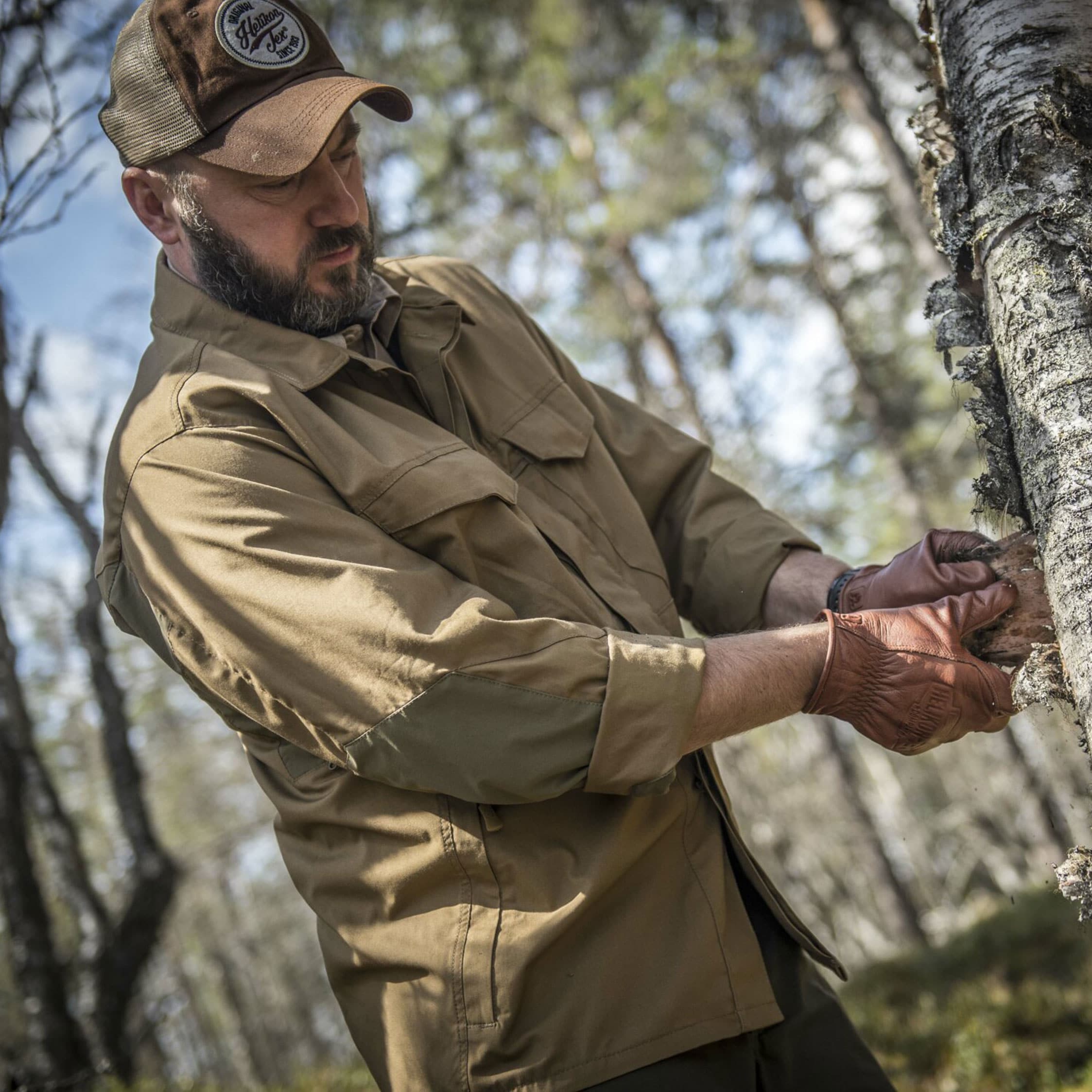 Helikon Woodsman Long Sleeve Shirt - Coyote/Taiga Green 