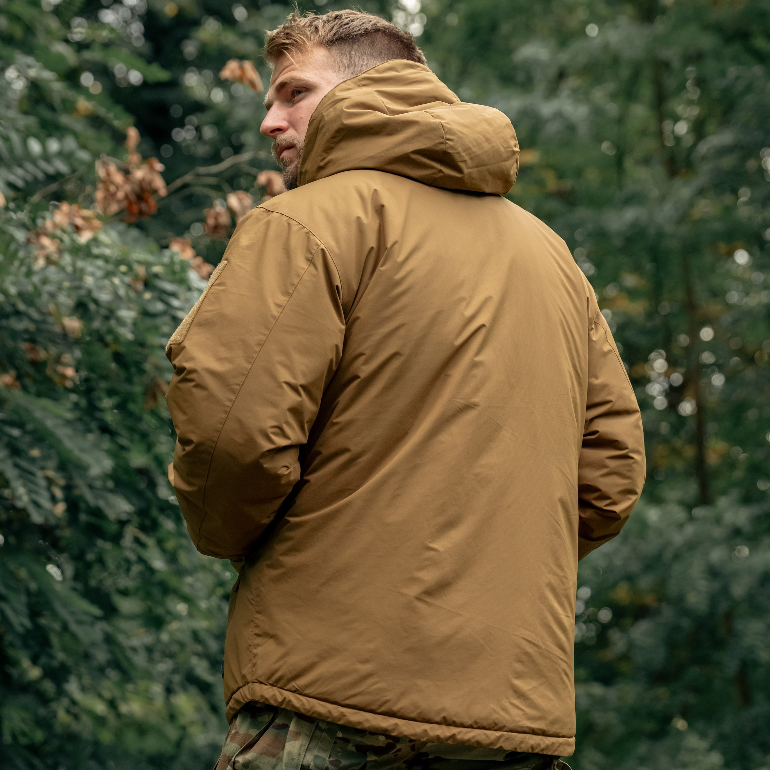 Helikon-Tex Level 7 Climashield Apex 100 g Jacket - Coyote