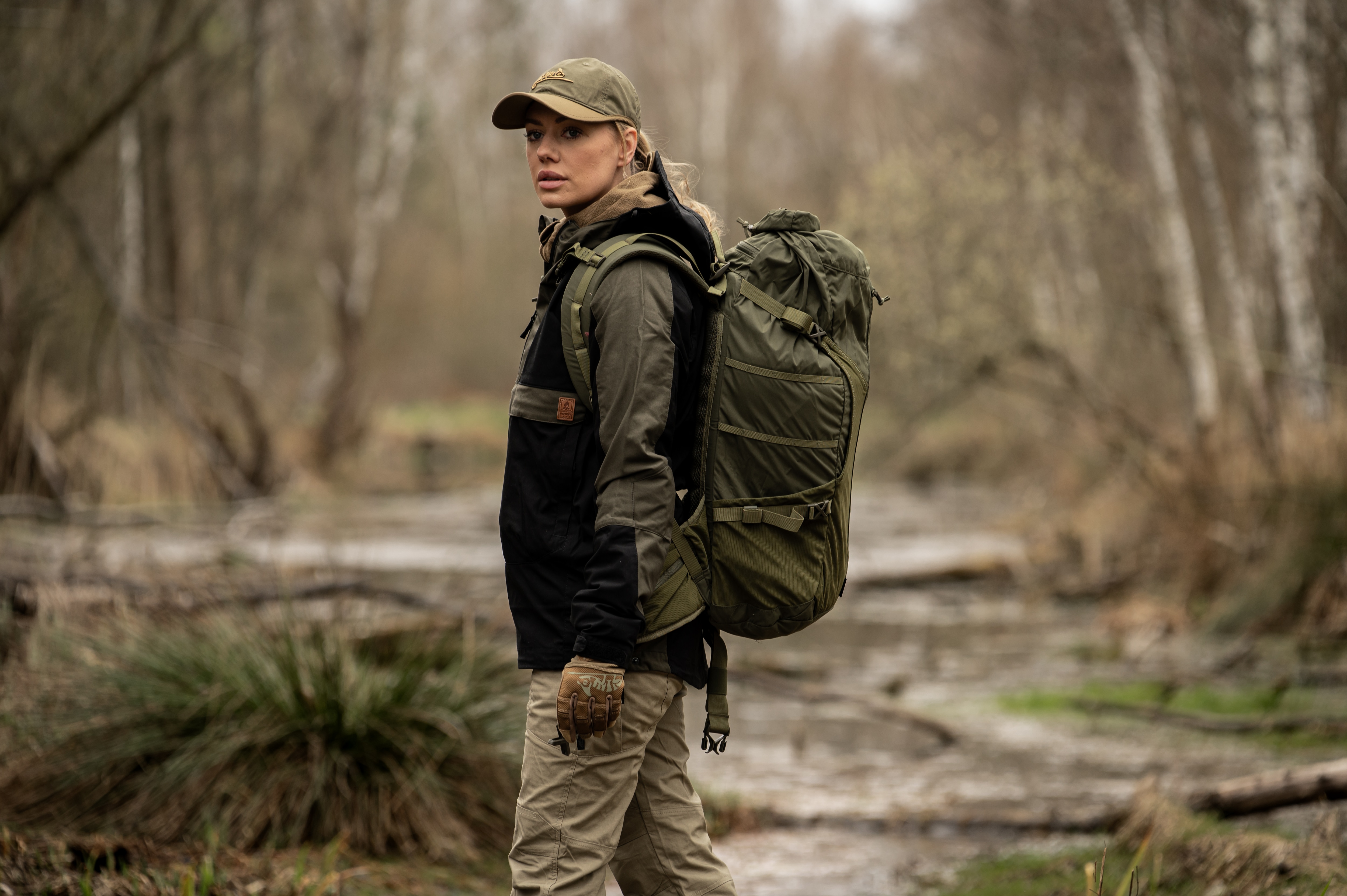 Jacket Helikon Woodsman Anorak - Black/Taiga Green