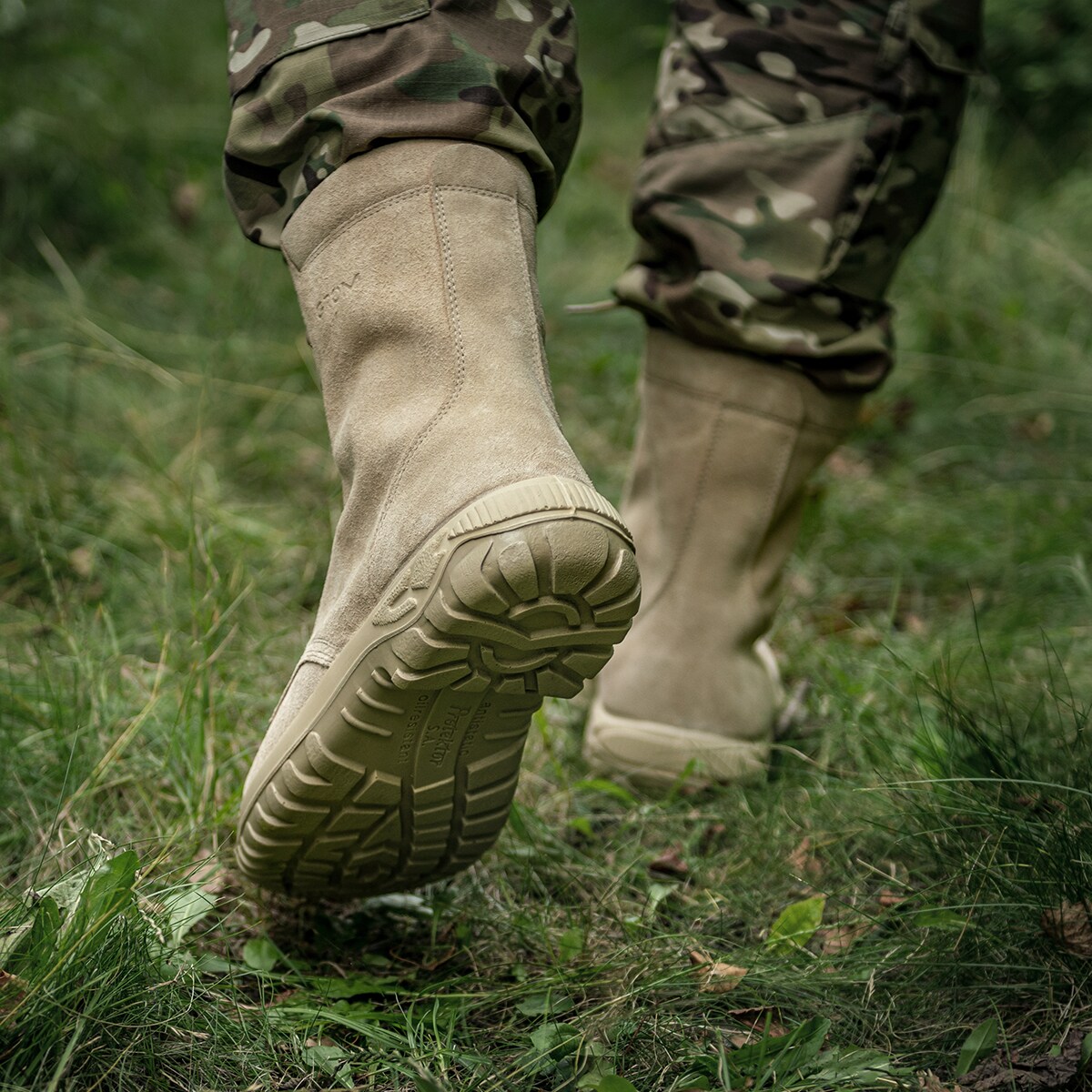 Protektor Grom Light shoes - desert