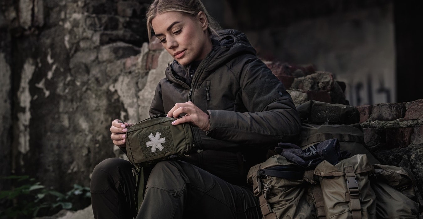 How to equip a first aid kit for different circumstances? - Guide