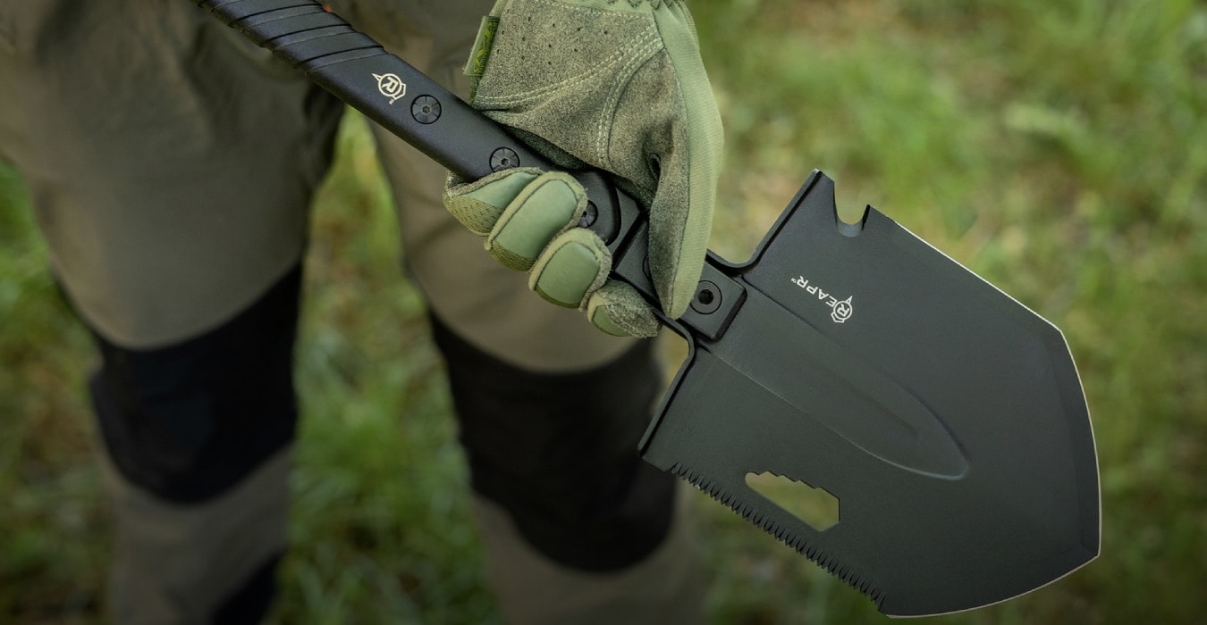 What is a shovel and what are its applications?