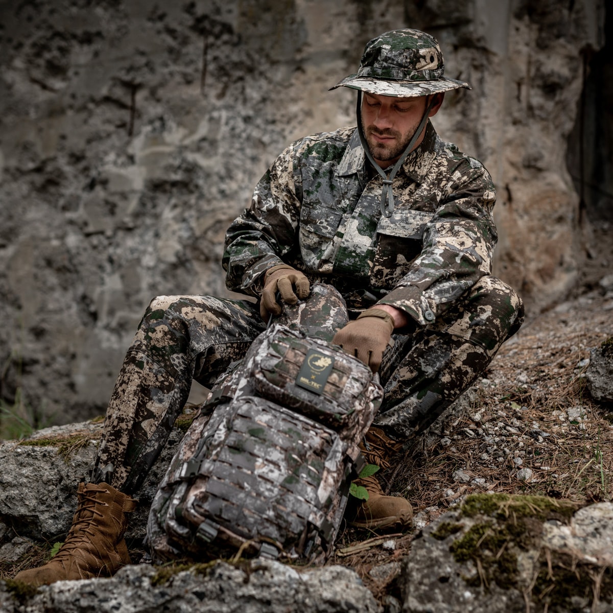 Mil-Tec Assault Pack Laser Cut Small 20 l Reppu - Phantomleaf WASP I Z1B