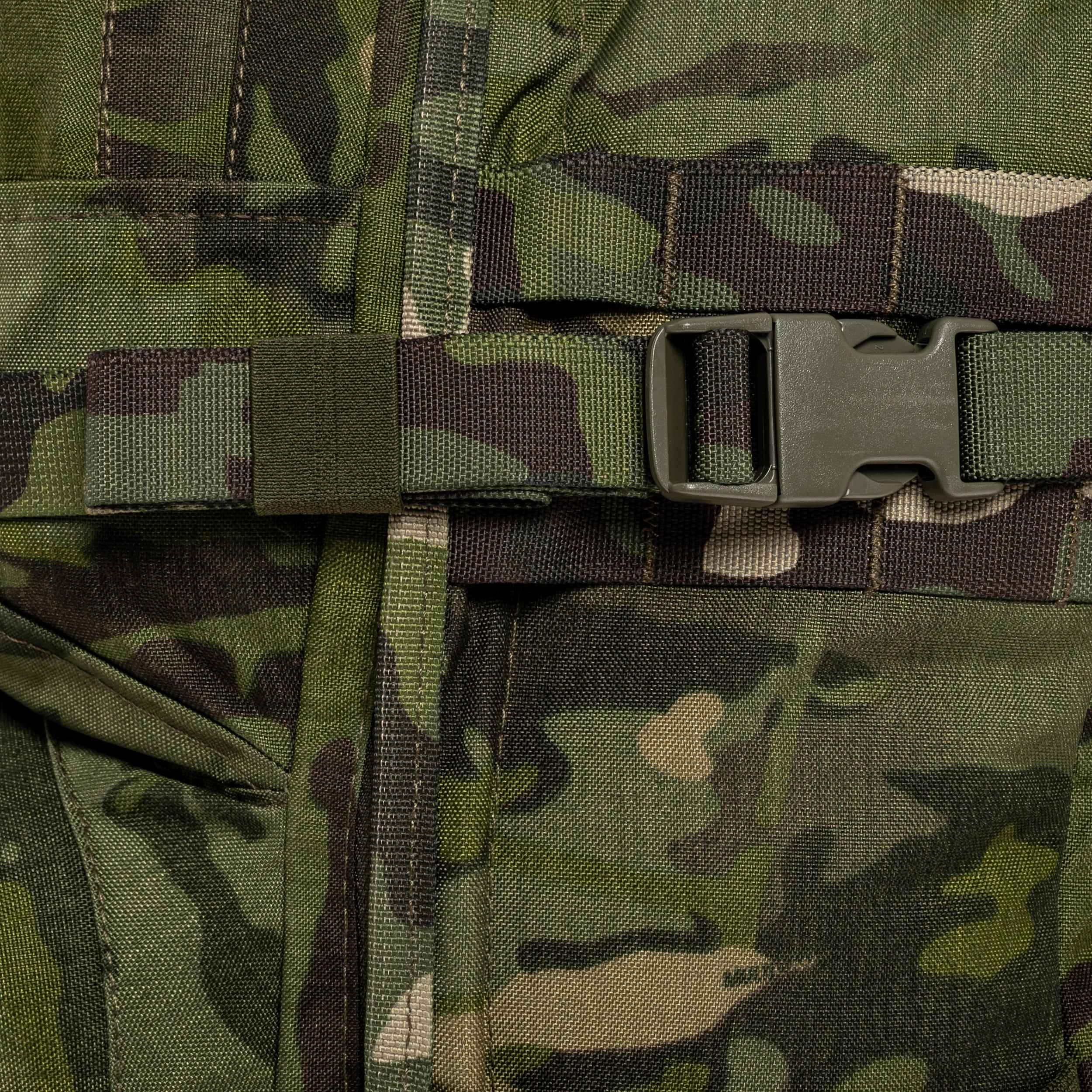 Wisport Sparrow 303 Reppu 30 l - MultiCam Tropic