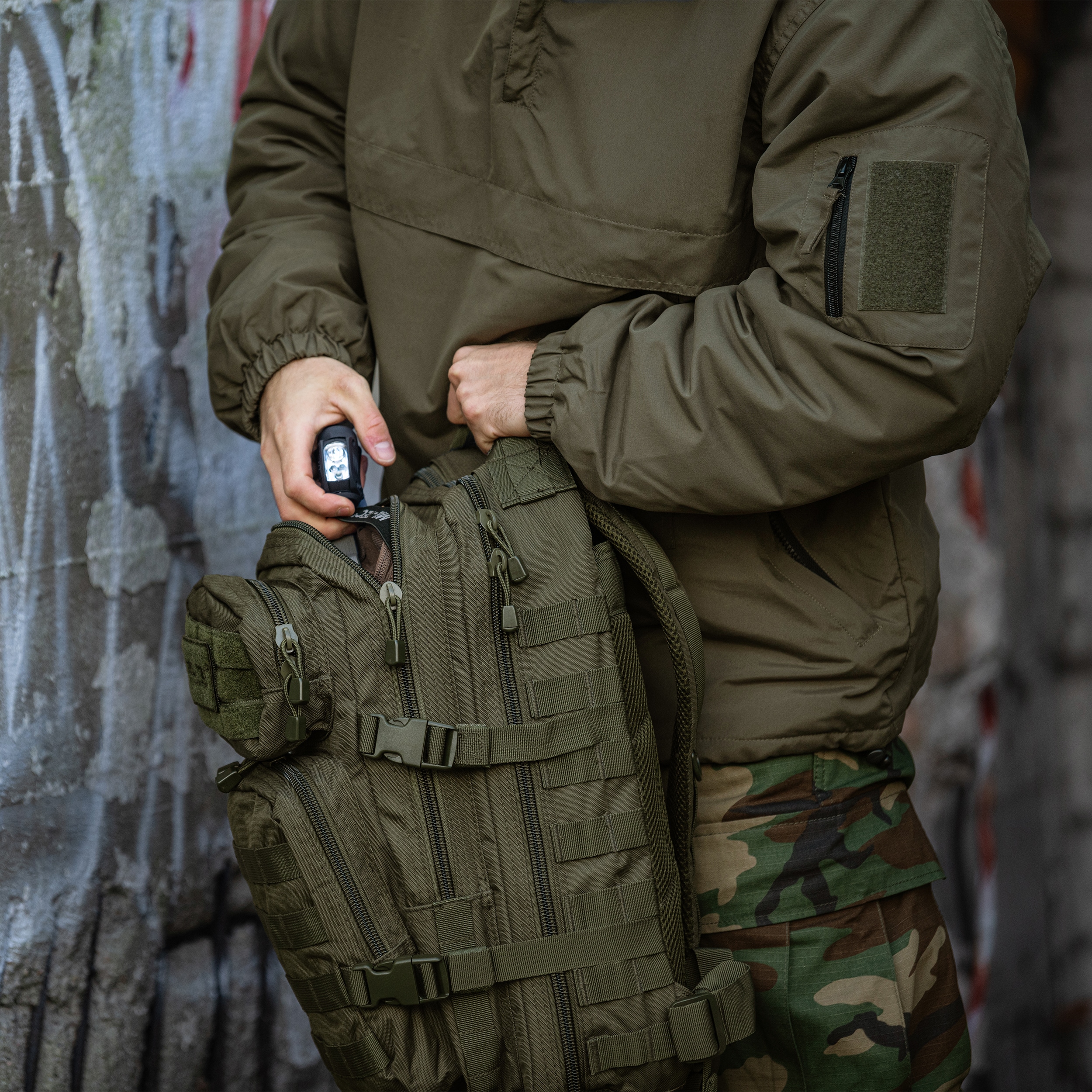 Mil-Tec Assault Pack Small 20 l reppu - Olive