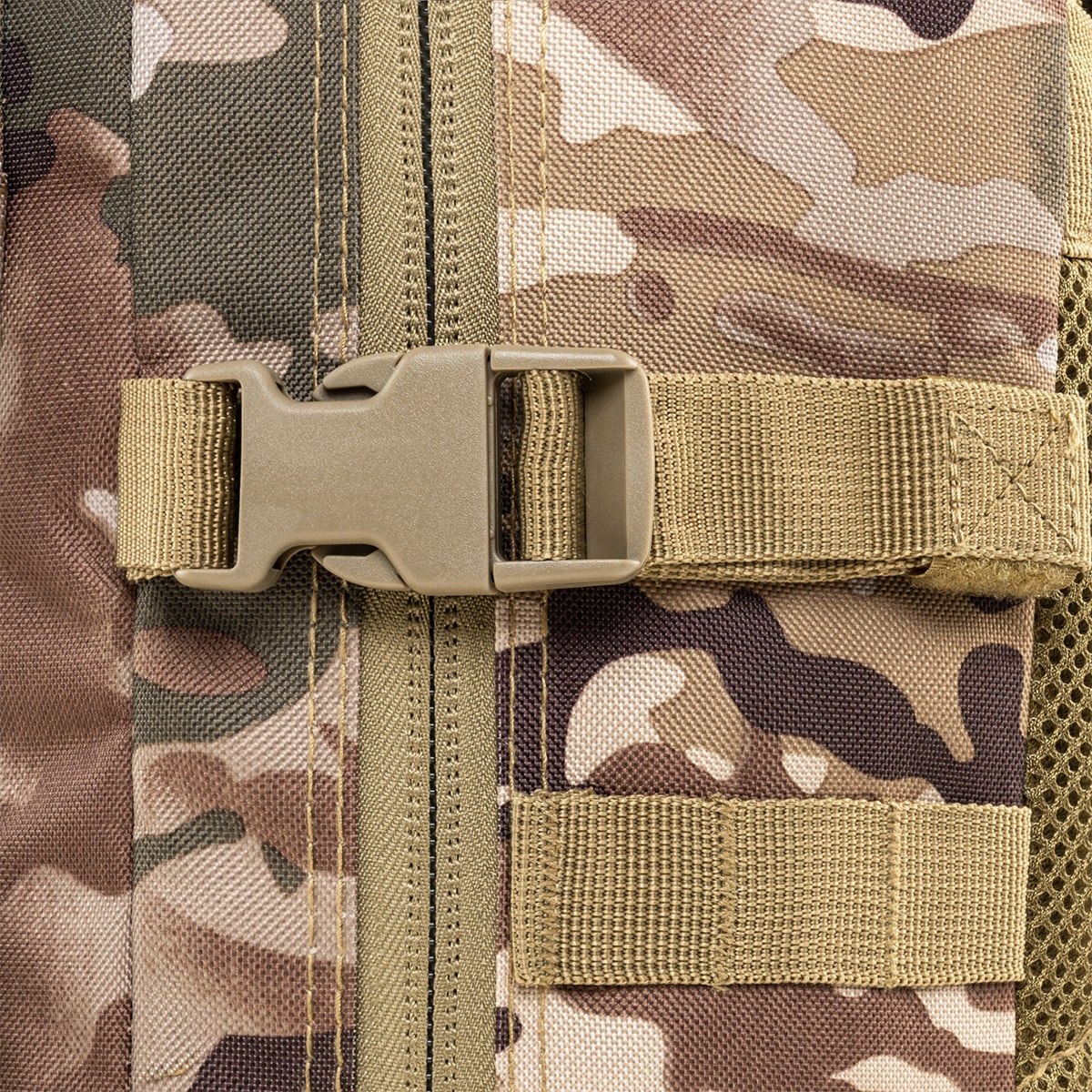 Brandit US Cooper Patch Medium 25 l Reppu - Arid MC Camo