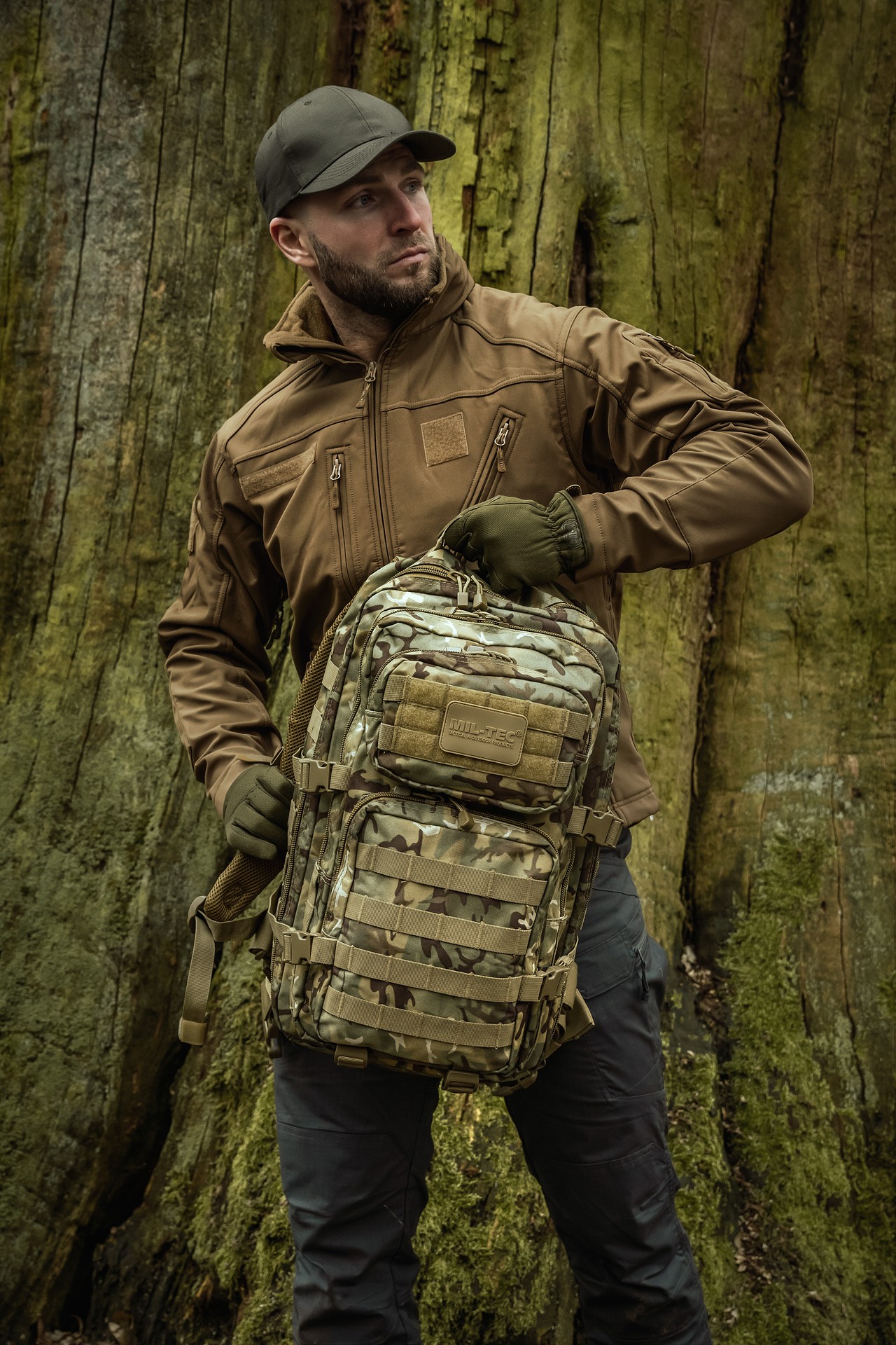 Mil-Tec Assault Pack Large Reppu 36 l - Arid MC Camo