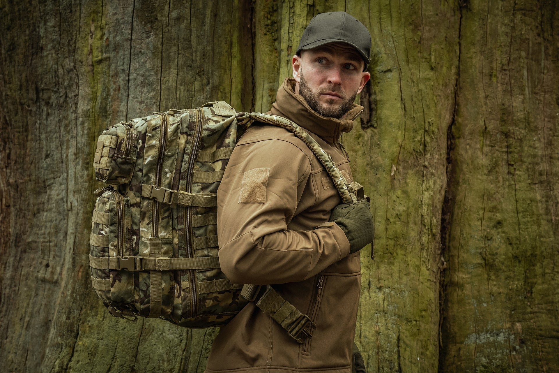 Mil-Tec Assault Pack Large Reppu 36 l - Arid MC Camo