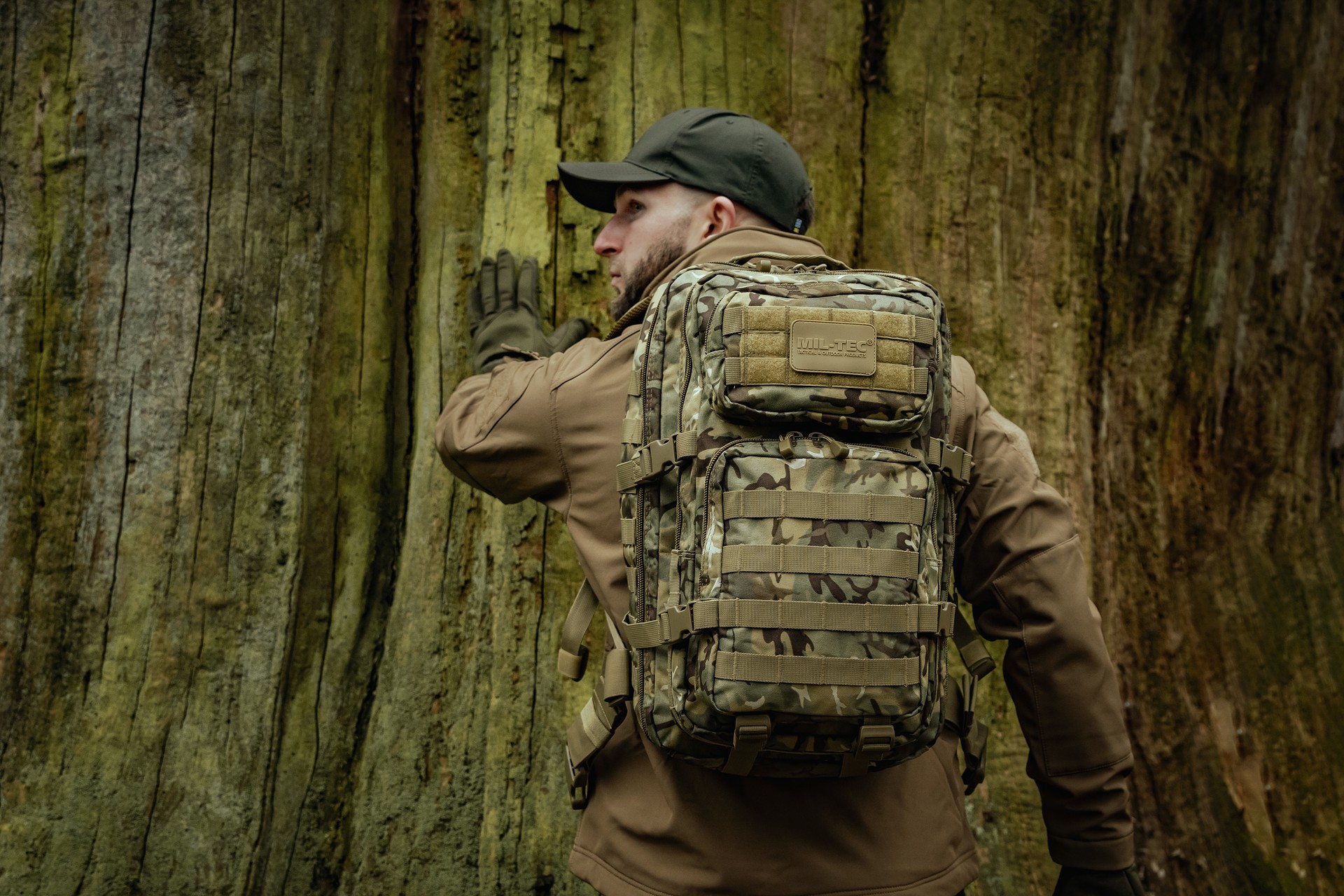 Mil-Tec Assault Pack Large Reppu 36 l - Arid MC Camo