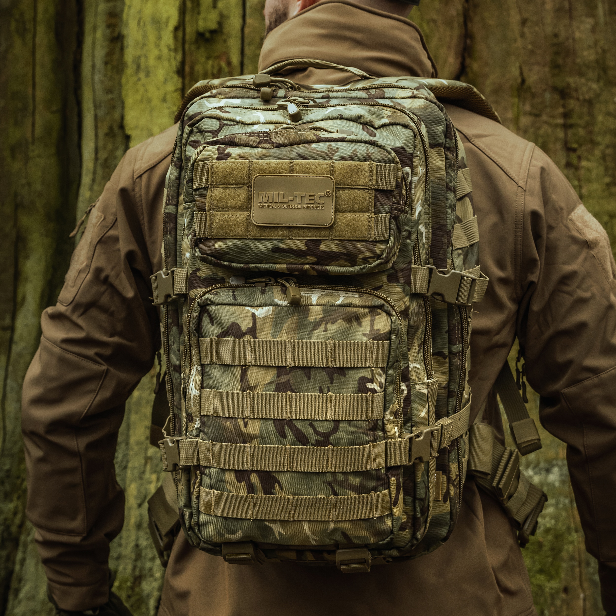 Mil-Tec Assault Pack Small Reppu 20 l - Arid MC Camo