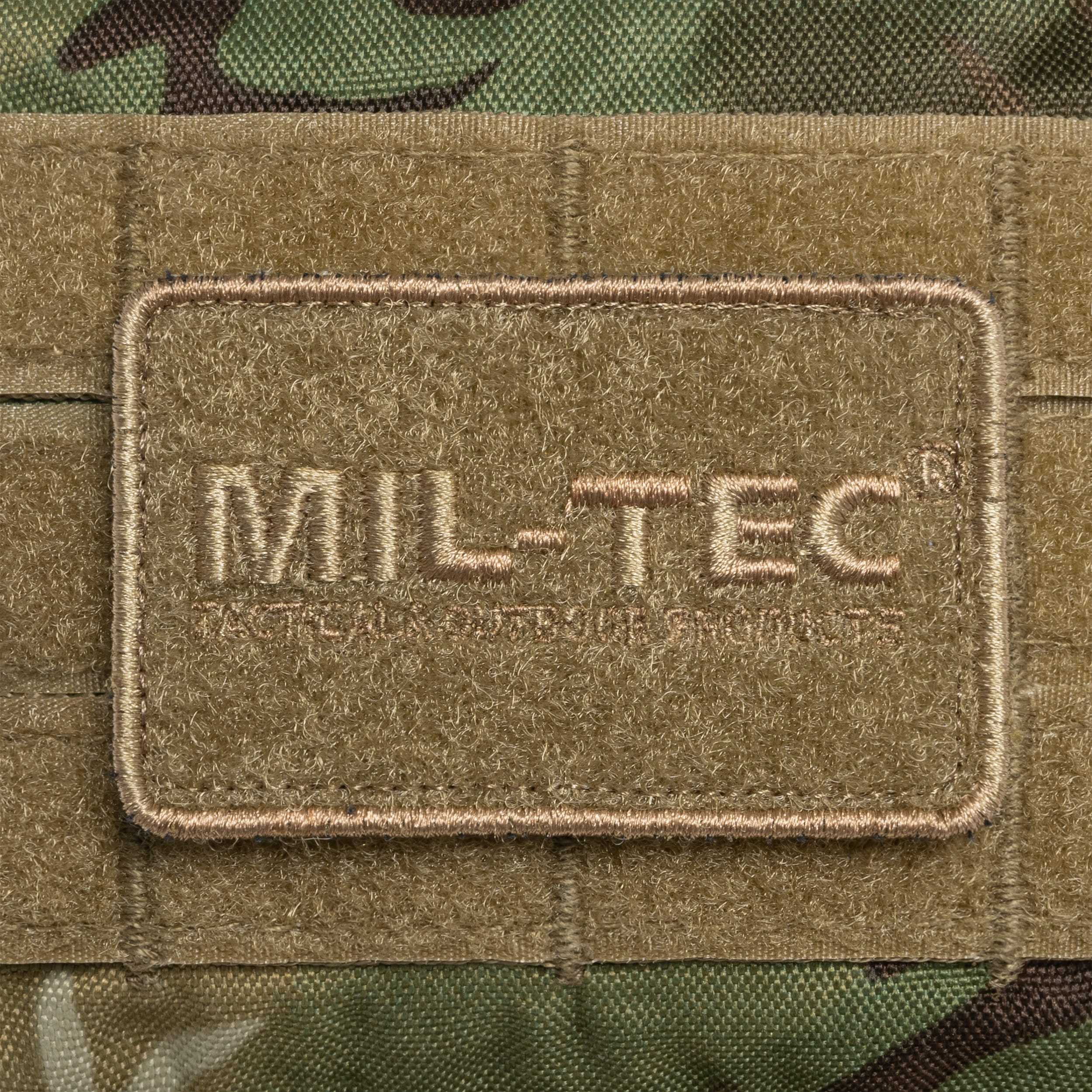 Mil-Tec Assault Pack Small Reppu 20 l - Arid MC Camo