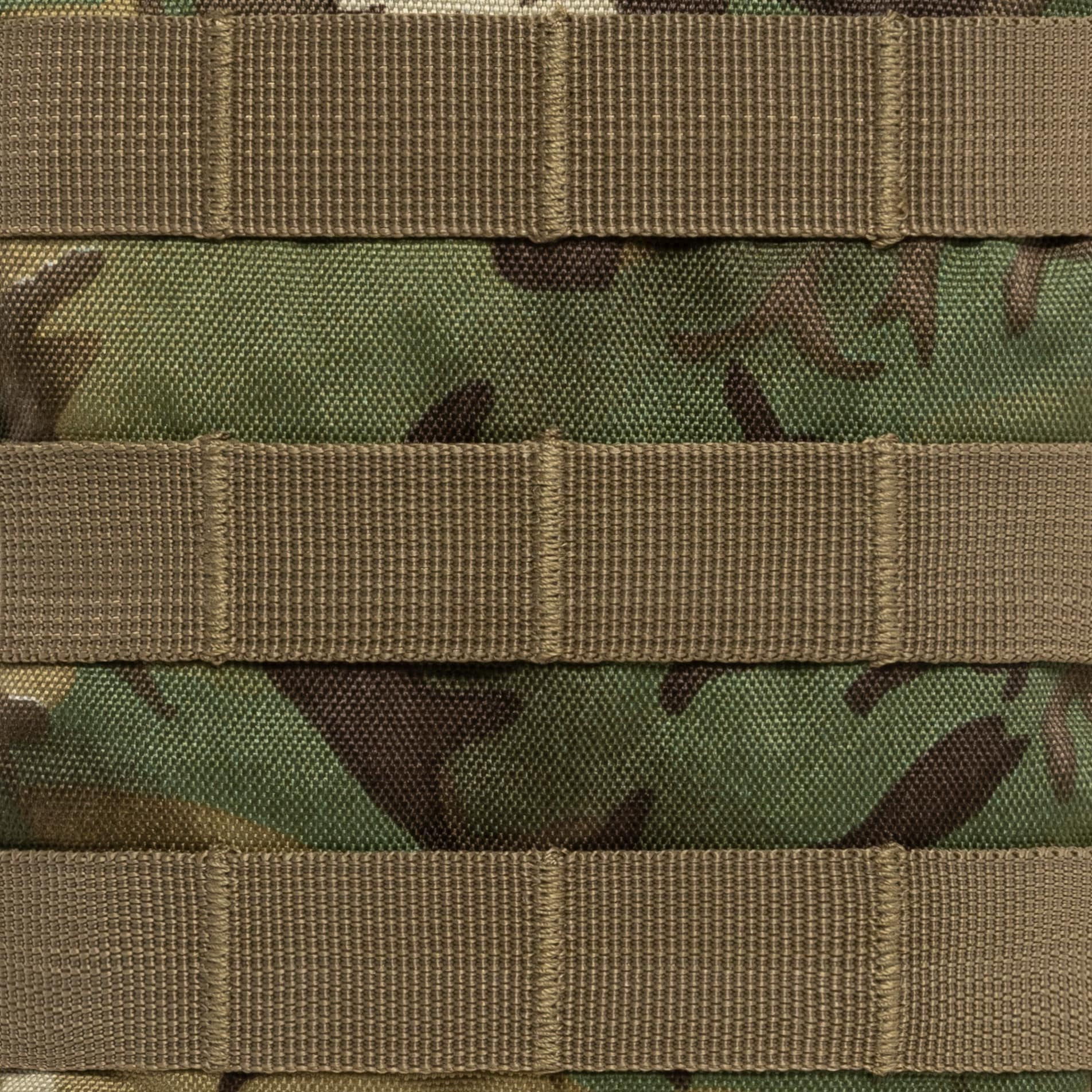 Mil-Tec Assault Pack Small Reppu 20 l - Arid MC Camo