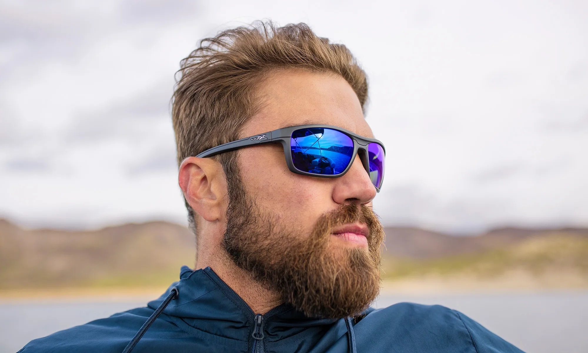 Wiley X Kingpin Aurinkolasit Captivate Polarized Blue Mirror/Matte Graphite