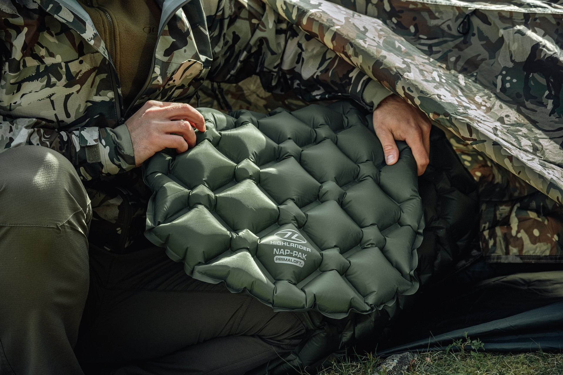 Highlander Outdoor Nap-Pak Primaloft Yhden Hengen Makuualusta - Olive