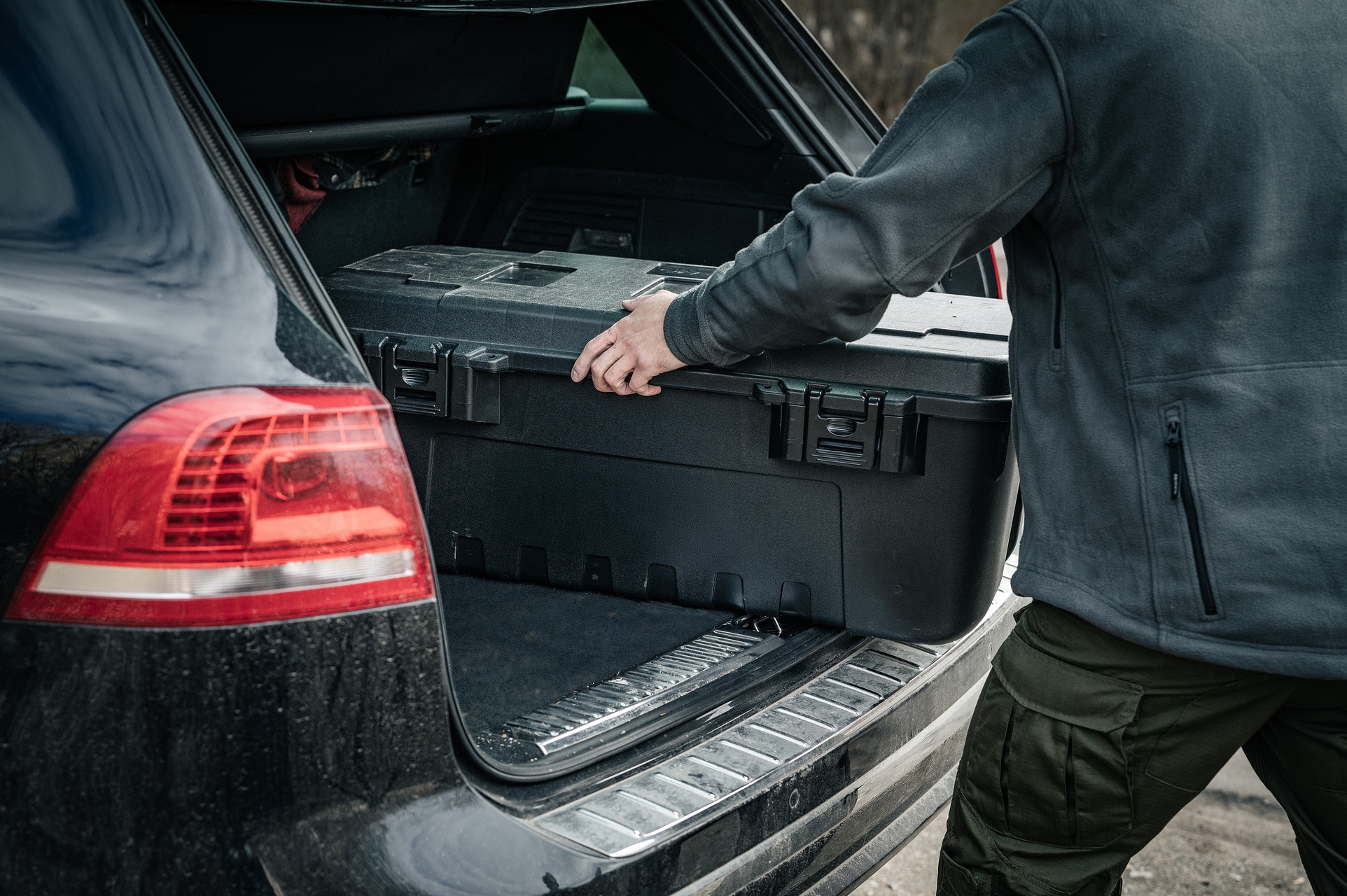 Plano Sportsman's Trunk Large 102 l Kuljetuslaatikko - Black