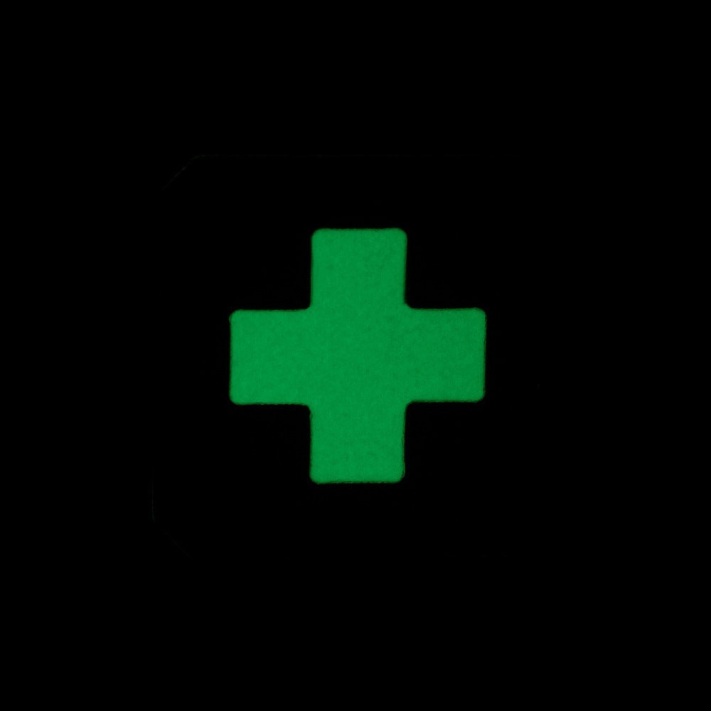 M-Tac Medic Cross Laser Cut Lääkintämerkki Fluoresoiva - Ranger Green/GID