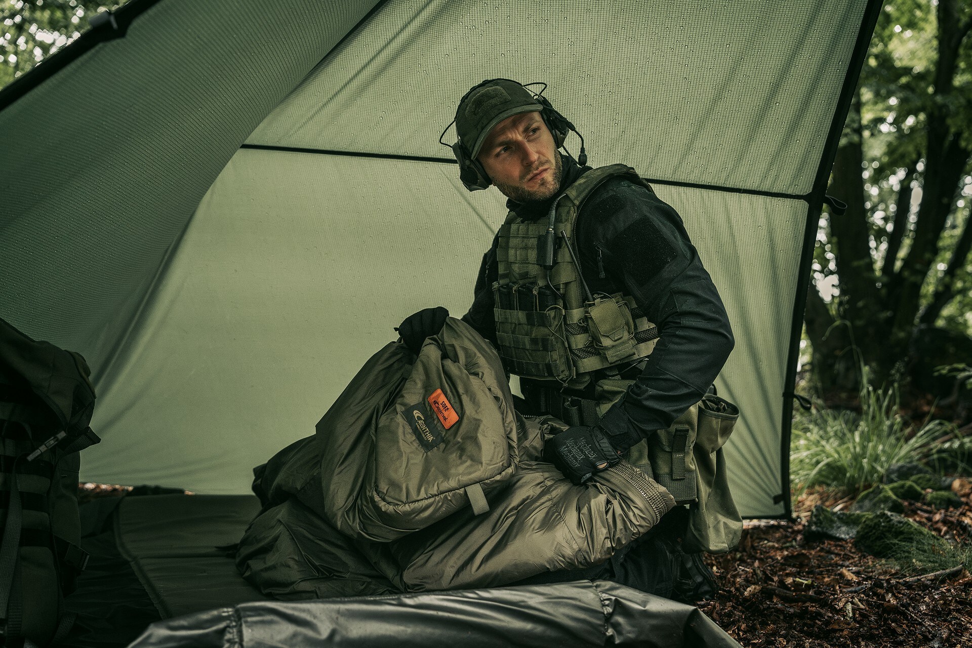 Carinthia SOF 2 Medium Makuupussi - Olive