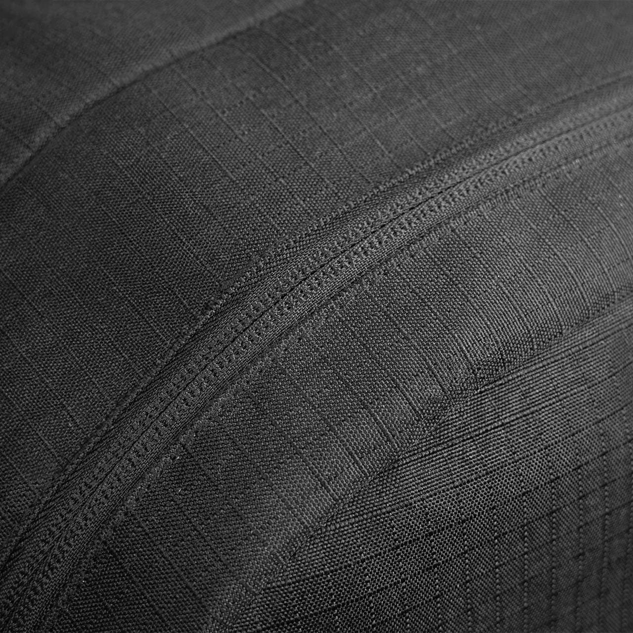 Alpinus Avila 60 l Laukku - Black