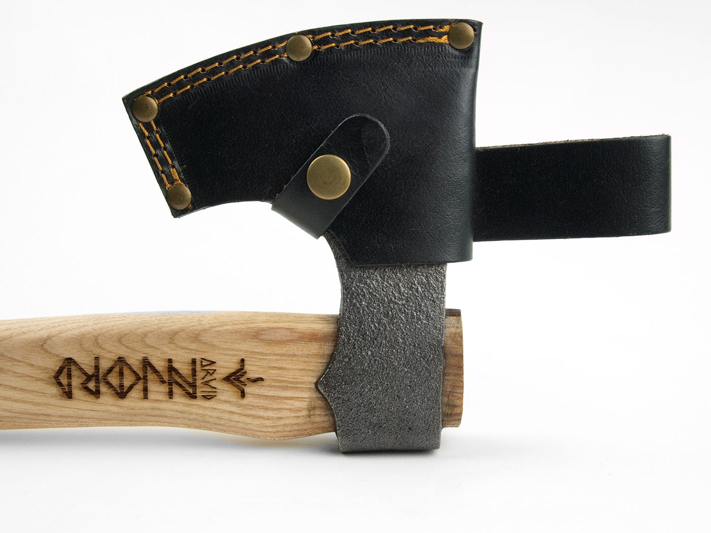 Njord Arvid Medium Kirves