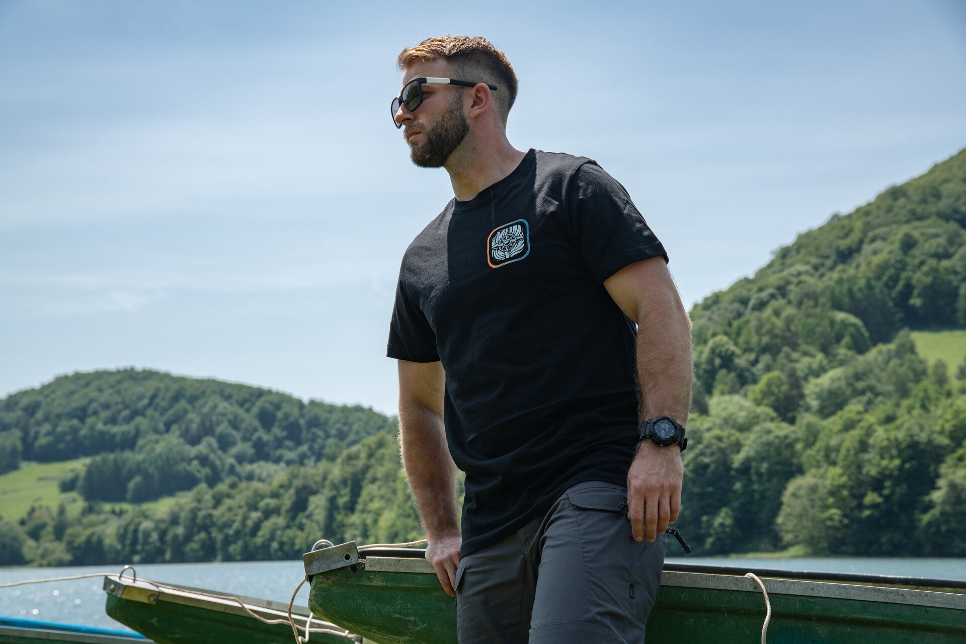 Voyovnik Fire Compass T-paita - Black