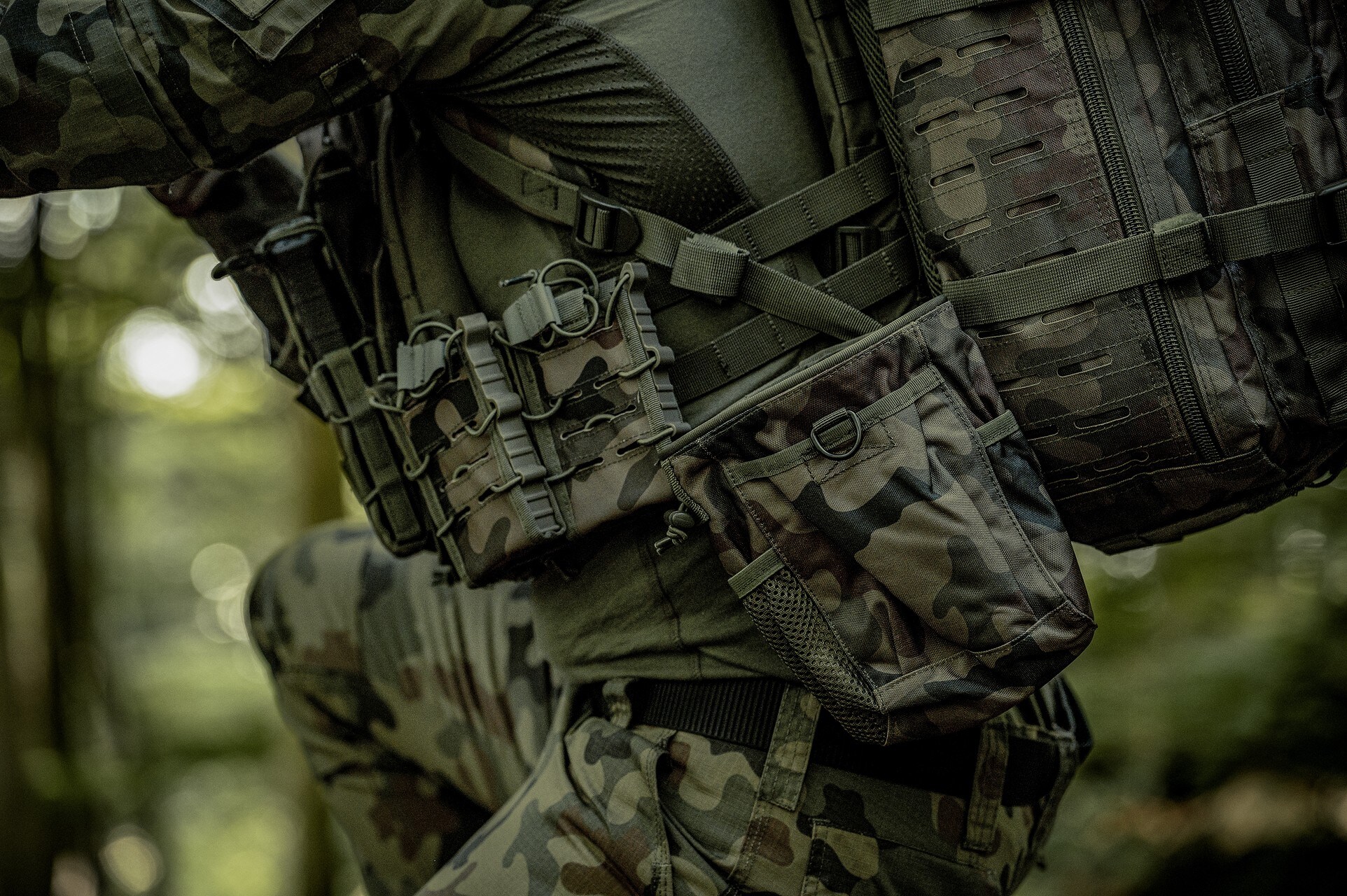 Mil-Tec MOLLE Avomallinen Pudotuspussi - wz.93 Pantera PL Woodland