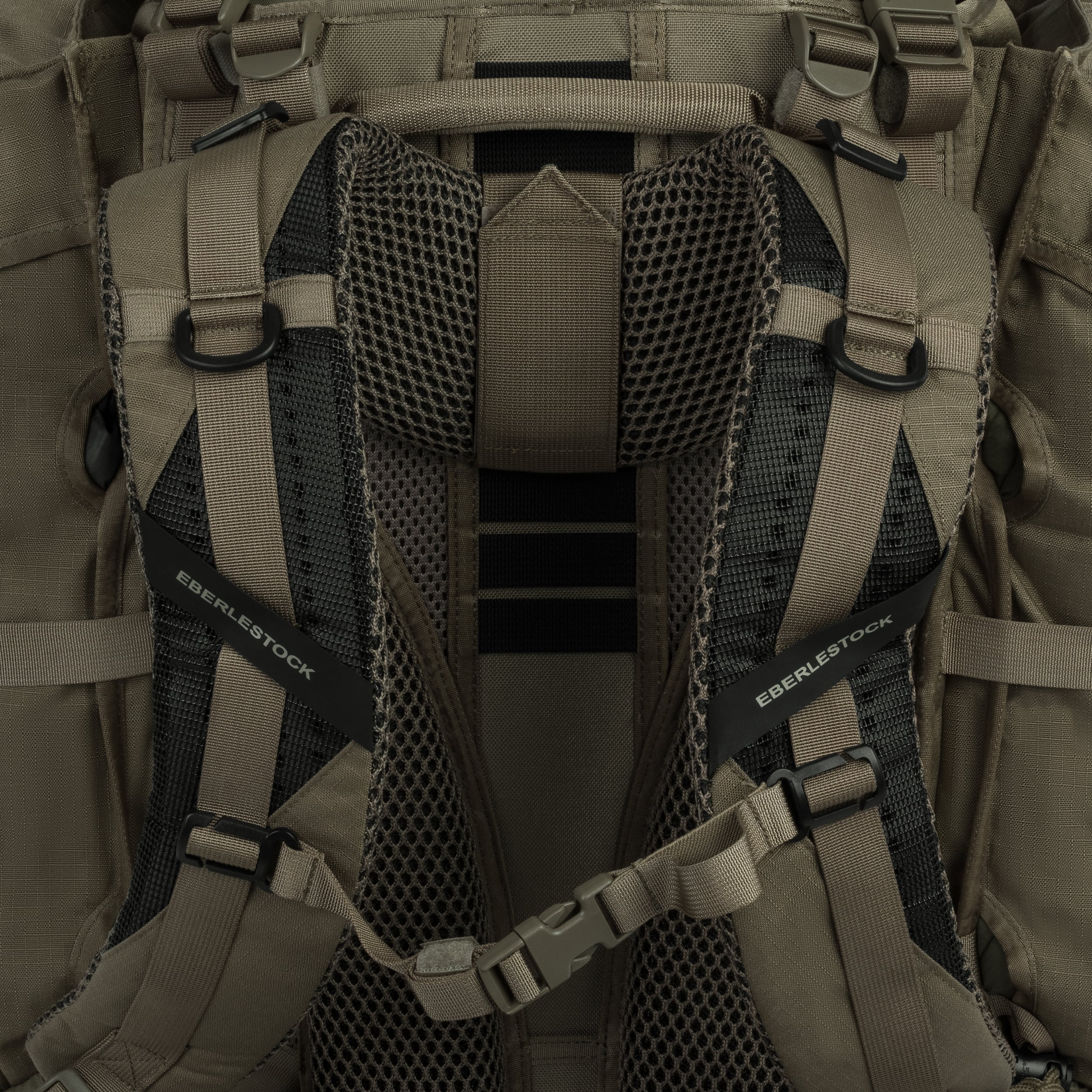 Eberlestock Terminator Reppu 102,3 l - Military Green