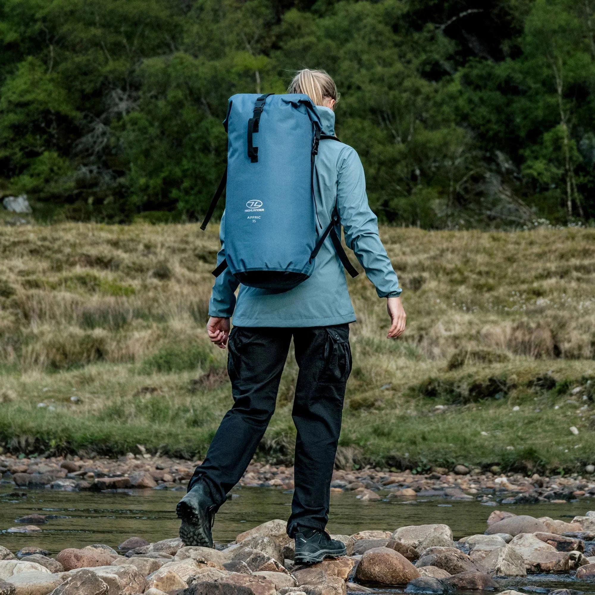 Highlander Outdoor Affric 35 l Vesitiivis Reppu - Cool Blue