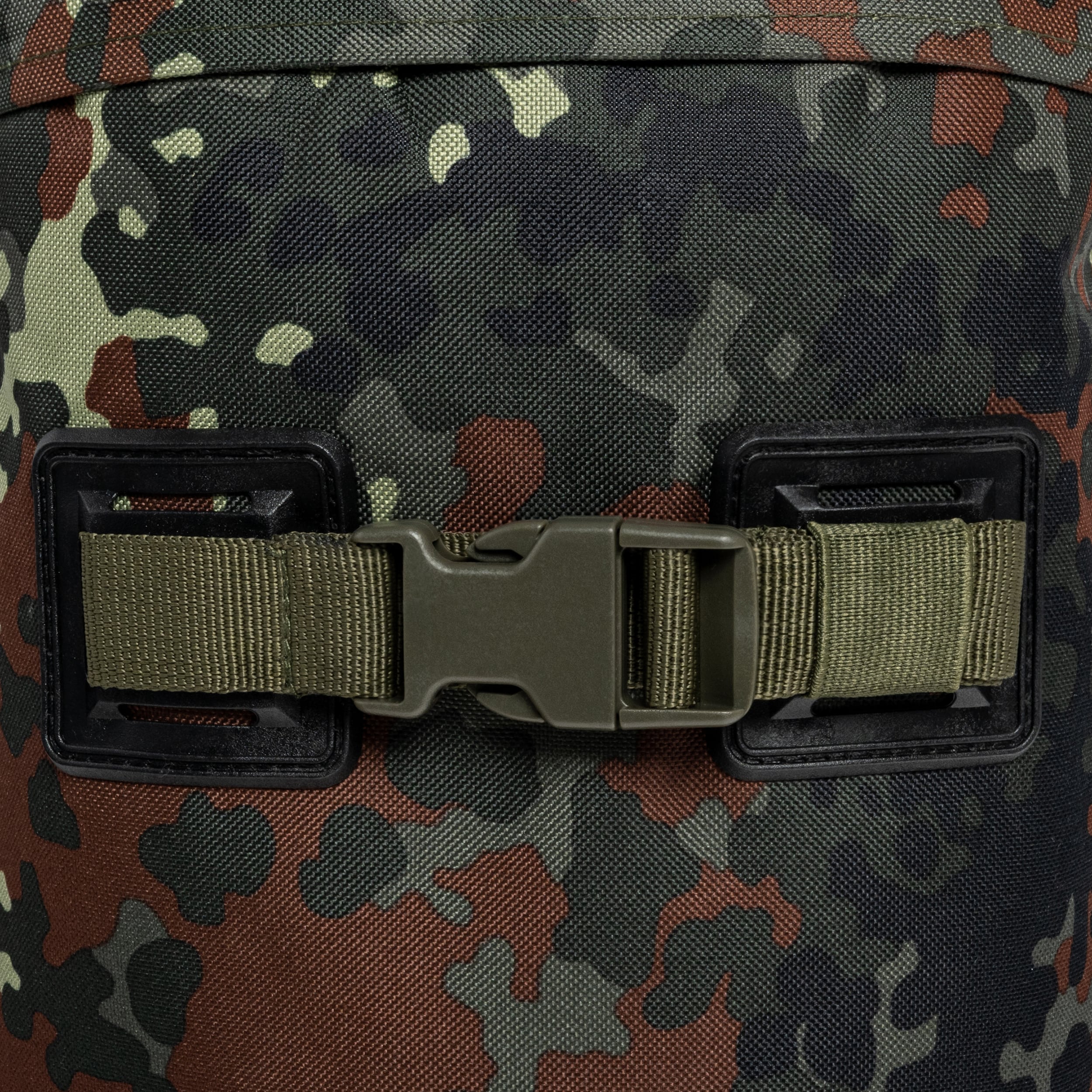 Brandit US Cooper Mountain 80 l Reppu - Flecktarn