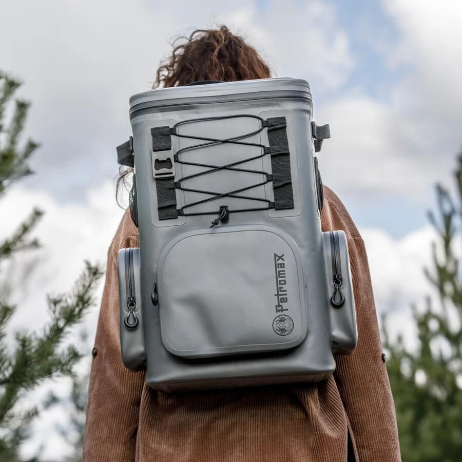 Petromax Cooler kylmäreppu 17 l - Dark Grey