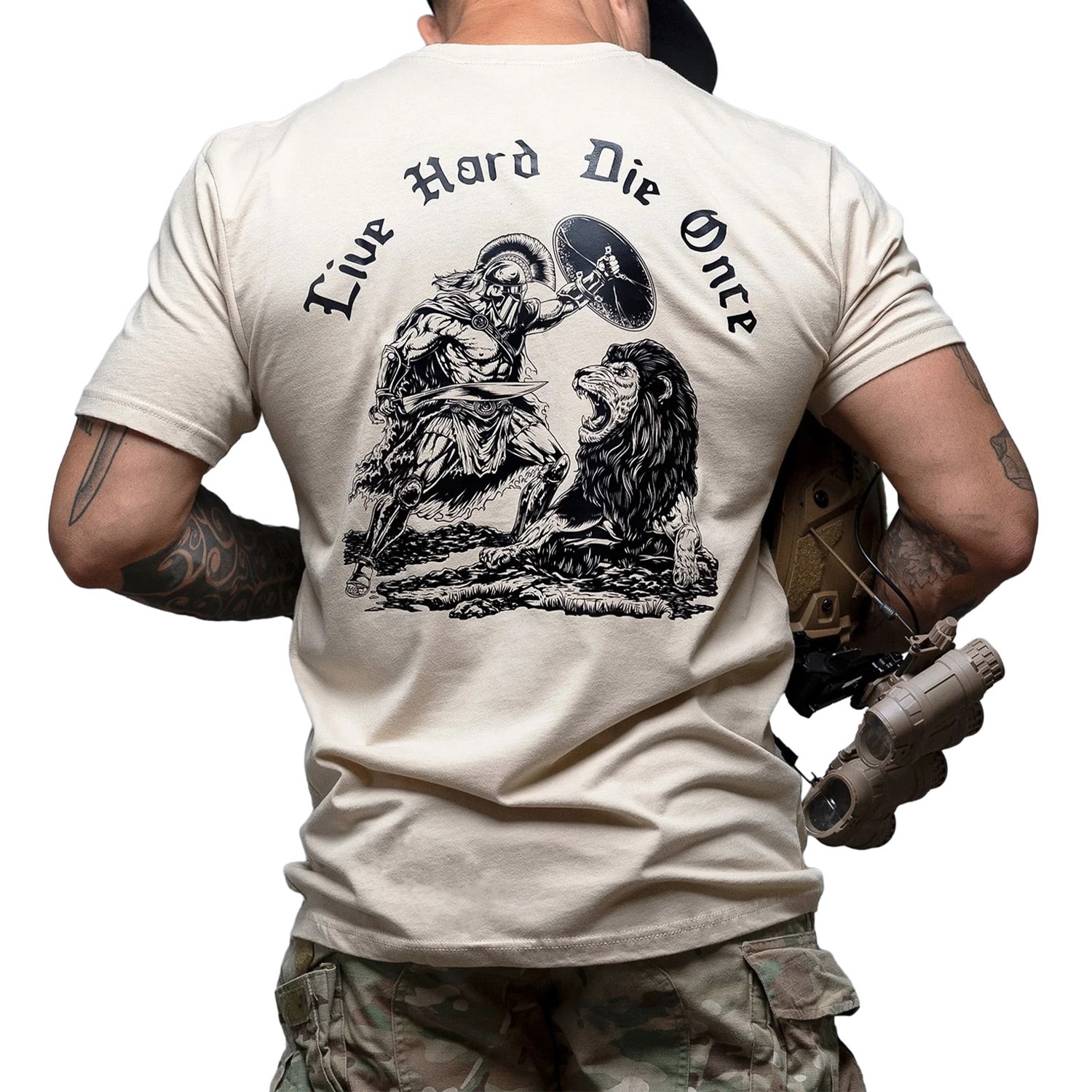 Brothers In Arms Die Once T-paita - Sand