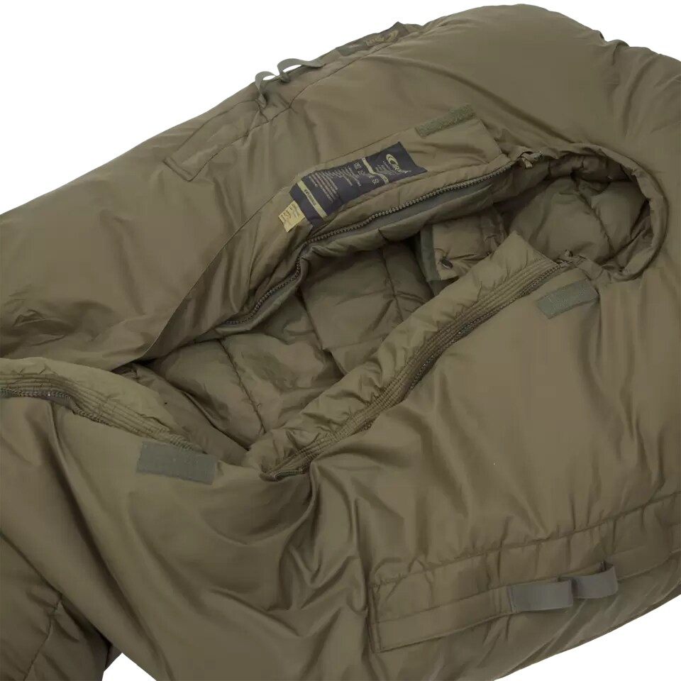 Carinthia Survival One makuupussi Large - Olive vasen