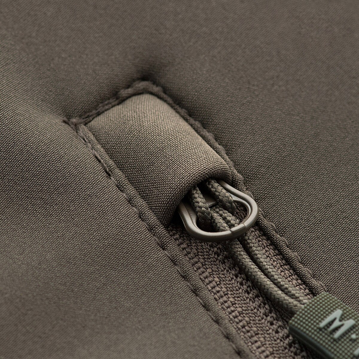 M-Tac Softshell-takki vuorella - Olive