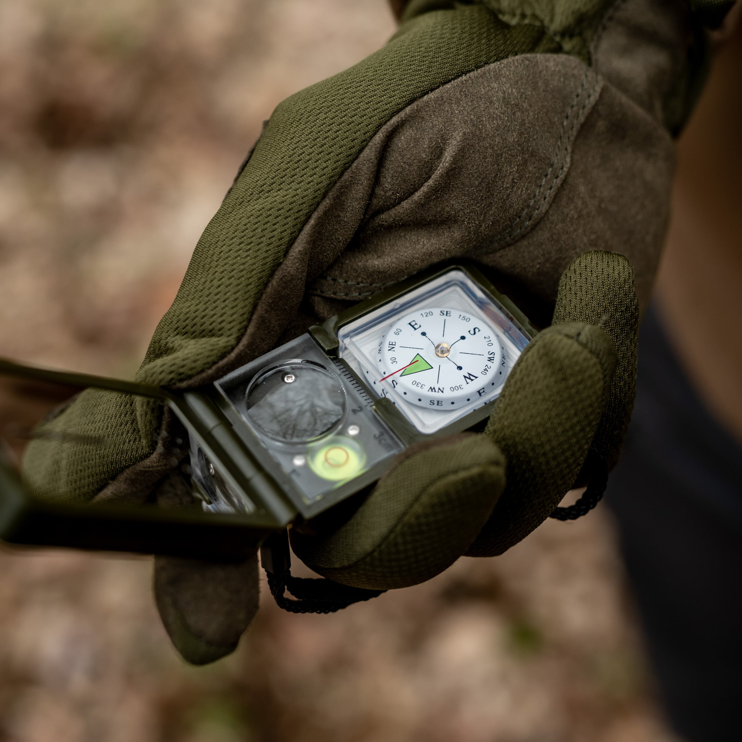 Mil-Tec Monitoimikompassi - Olive