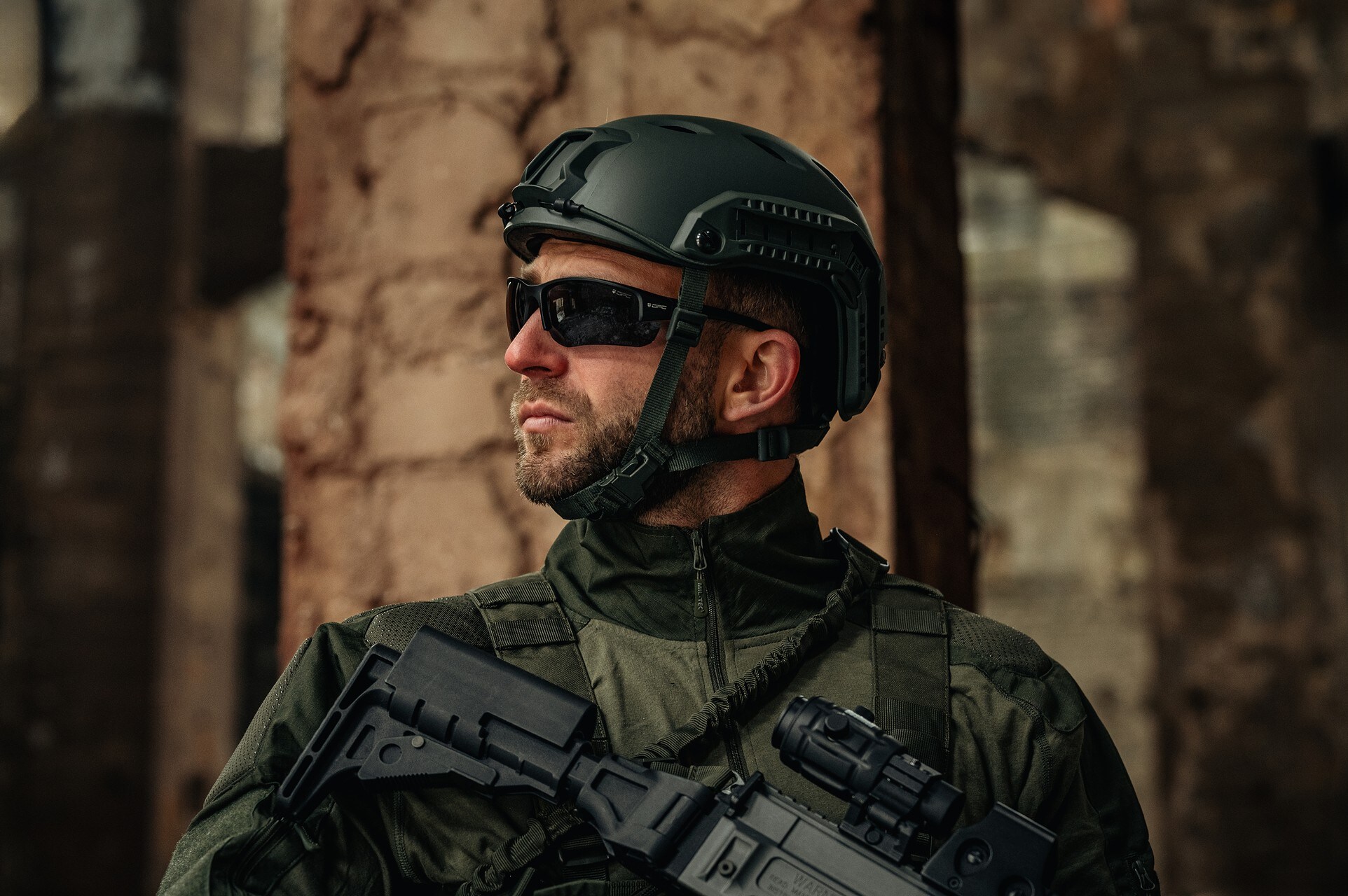 OPC Extreme San Salvo Aurinkolasit Polarisoiduilla Linsseillä - Matt Black