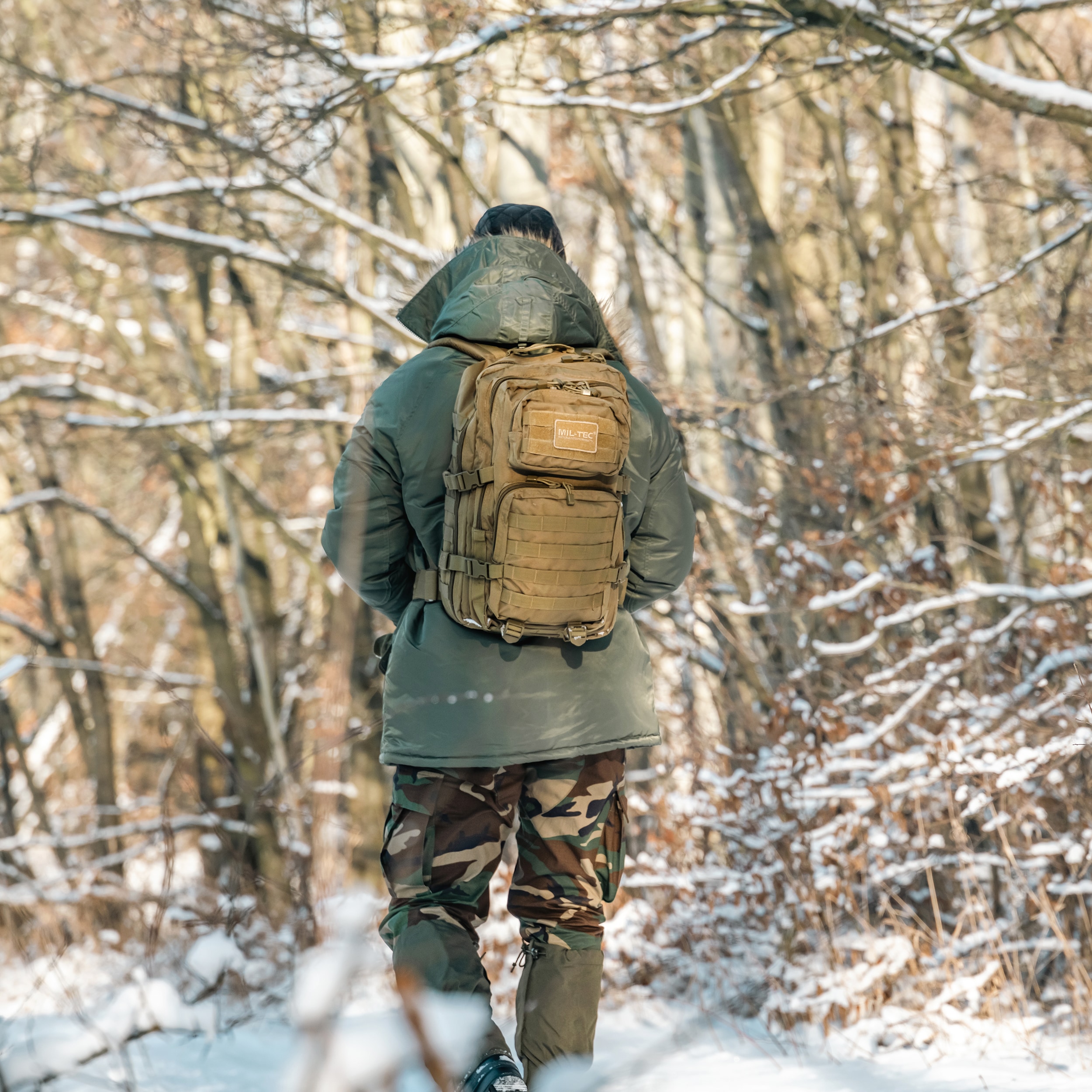 Mil-Tec Assault Pack Large Reppu 36 l - Coyote Brown