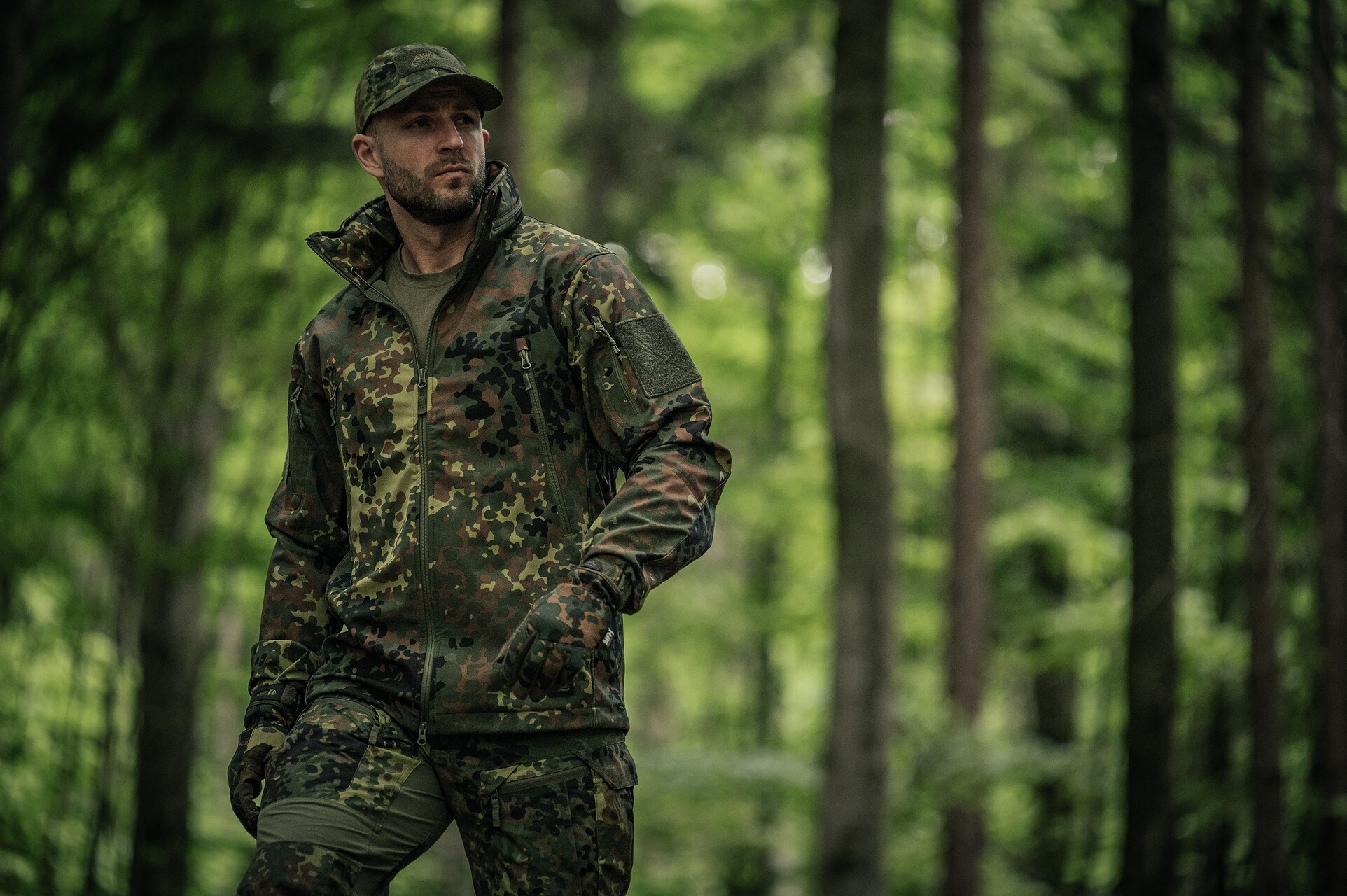 Helikon-Tex Gunfighter Softshell-takki Shark Skin Windblocker - Flecktarn