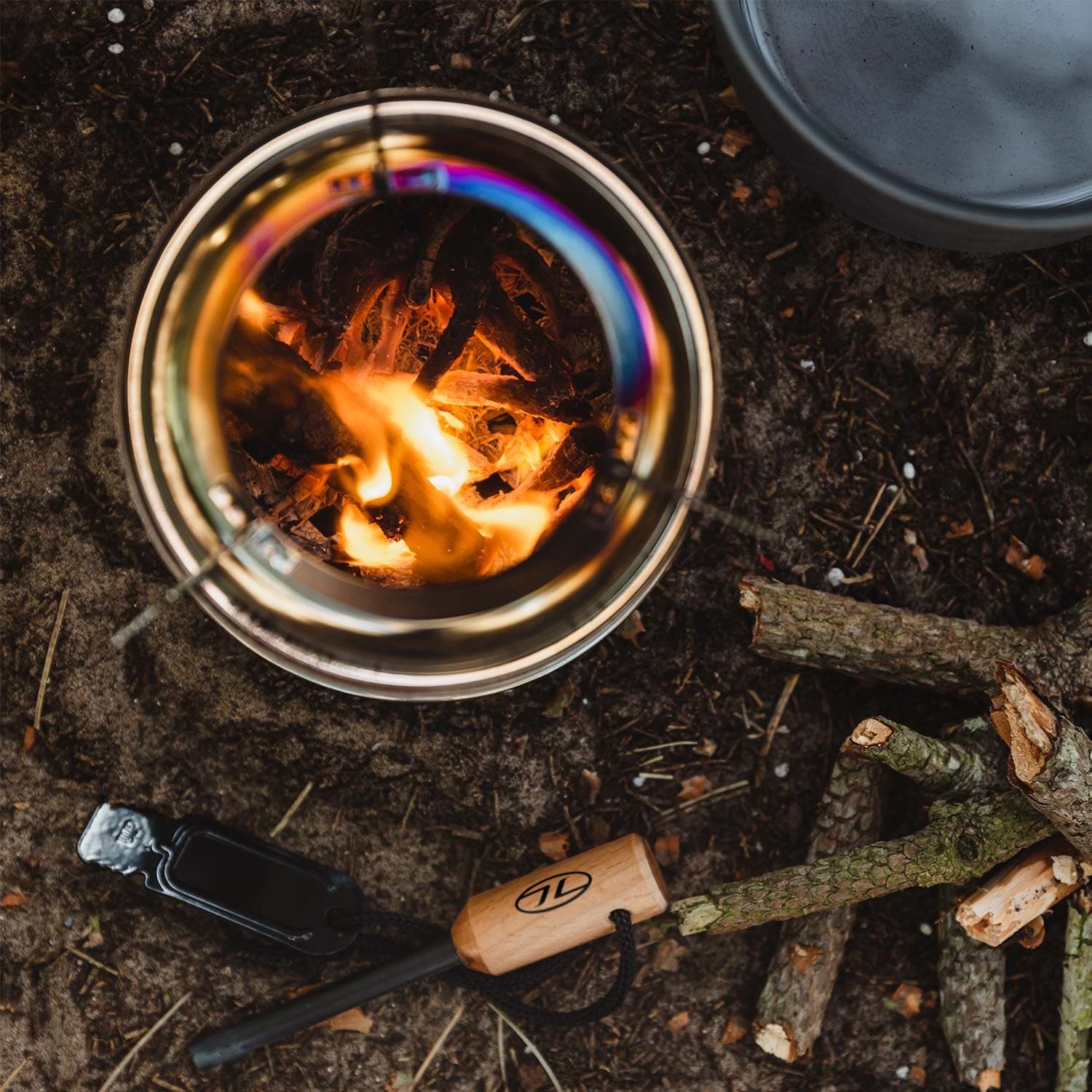 Highlander Outdoor Taitettava Retkikeitin