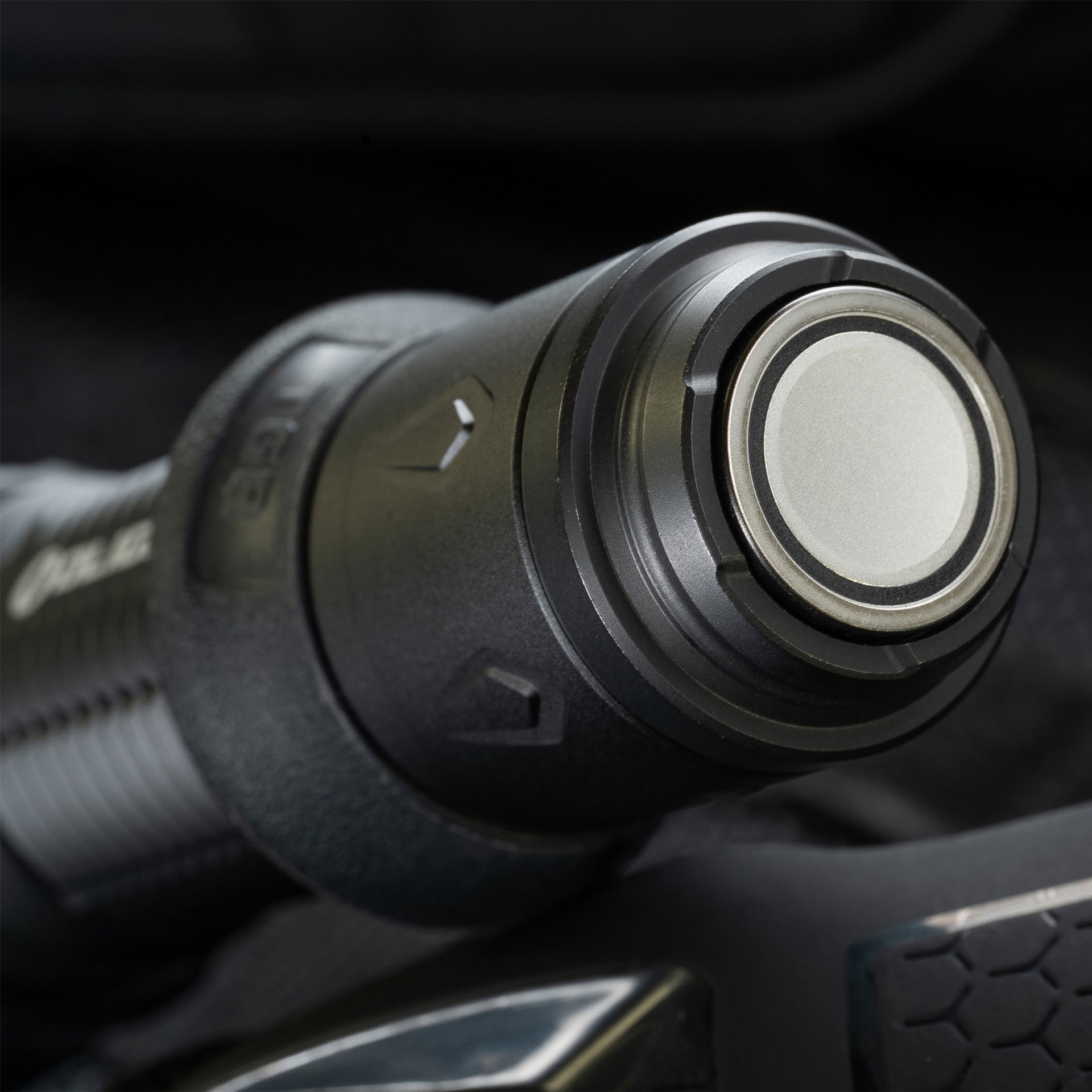 Lampe de poche tactique Warrior X 4 2600 lumens Olight - Matte Black