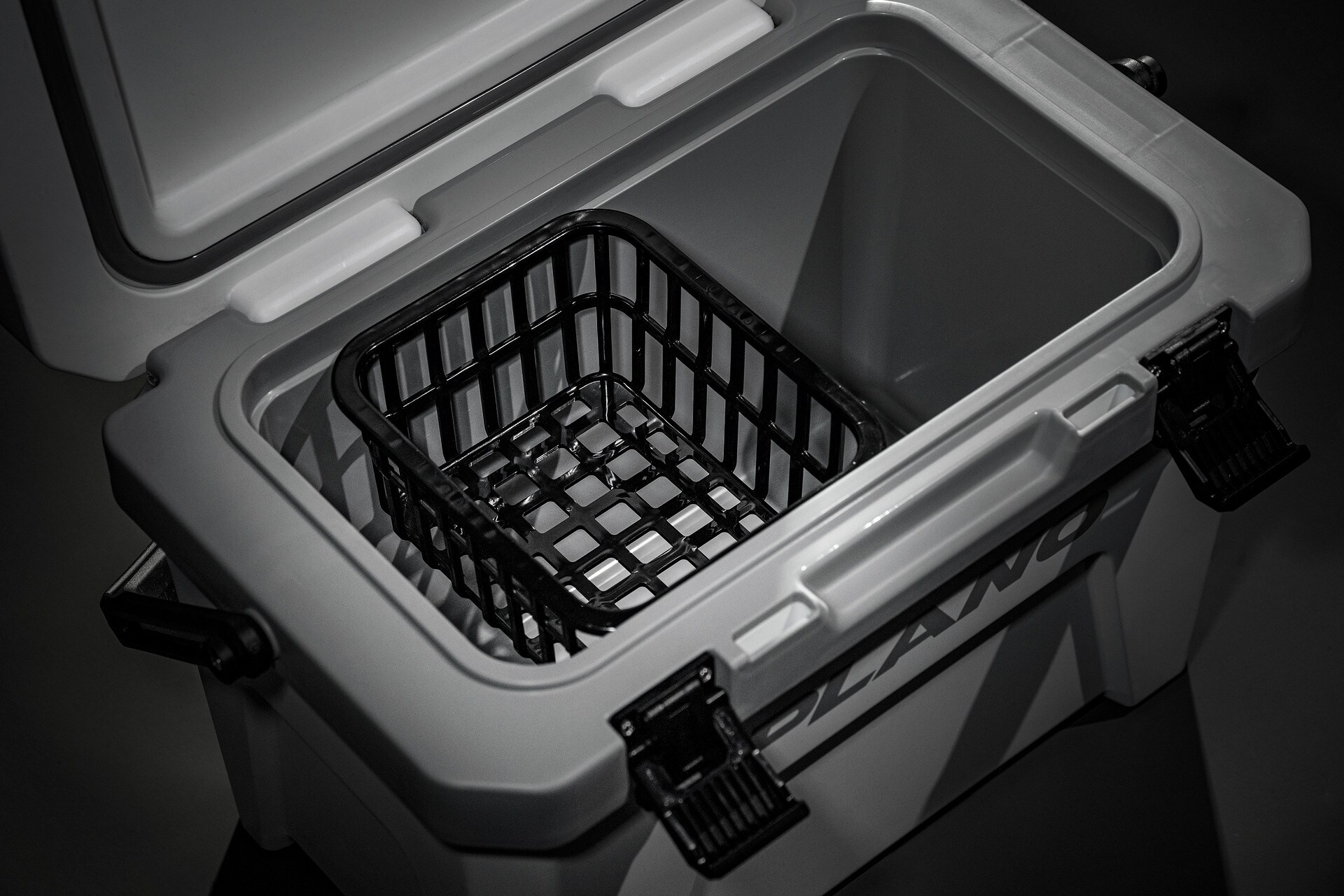 Frigo touristique Outdoors Frost Cooler 14 L Plano - White